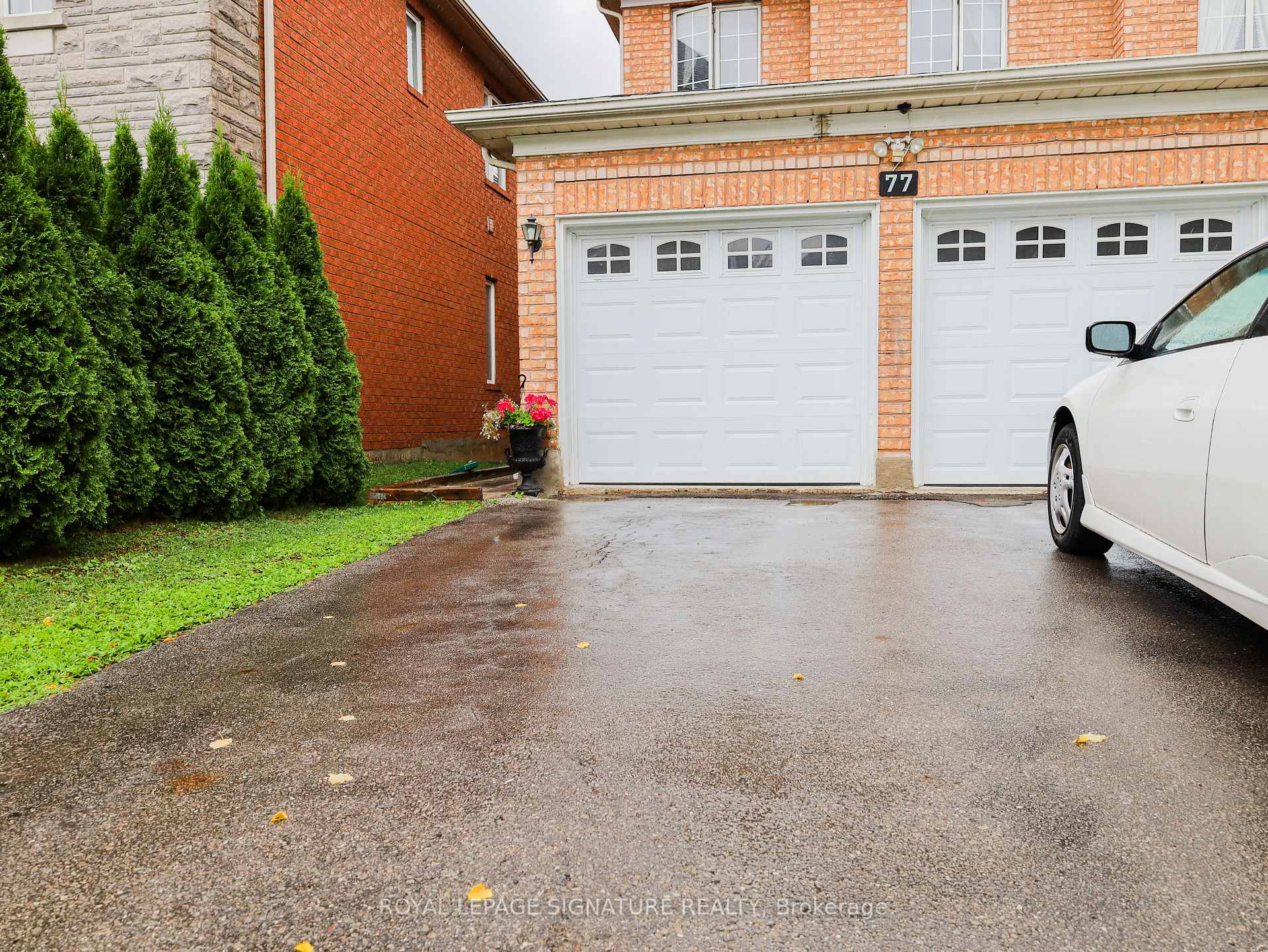 77 Rushingbrook Drive