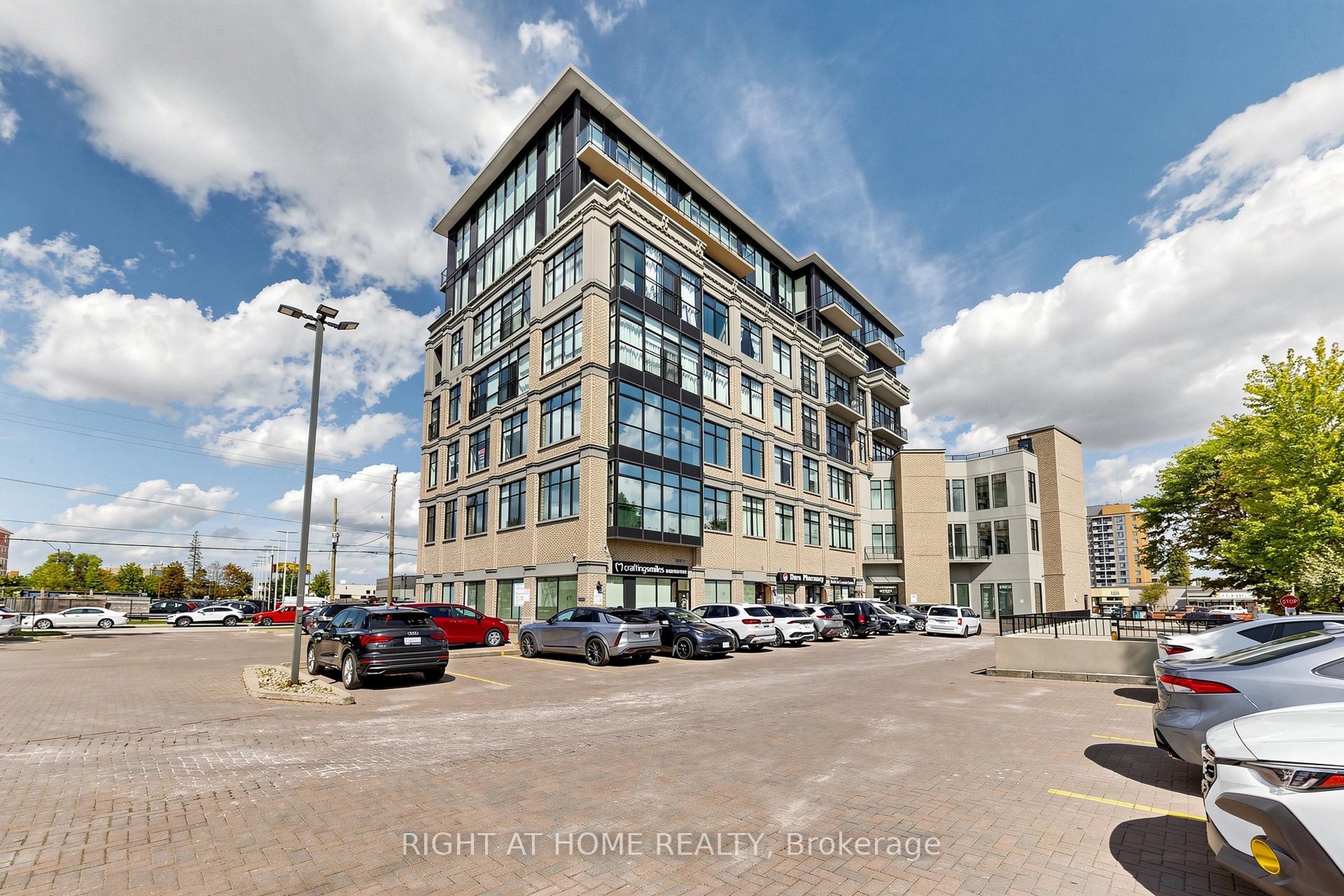 10376 Yonge Street N