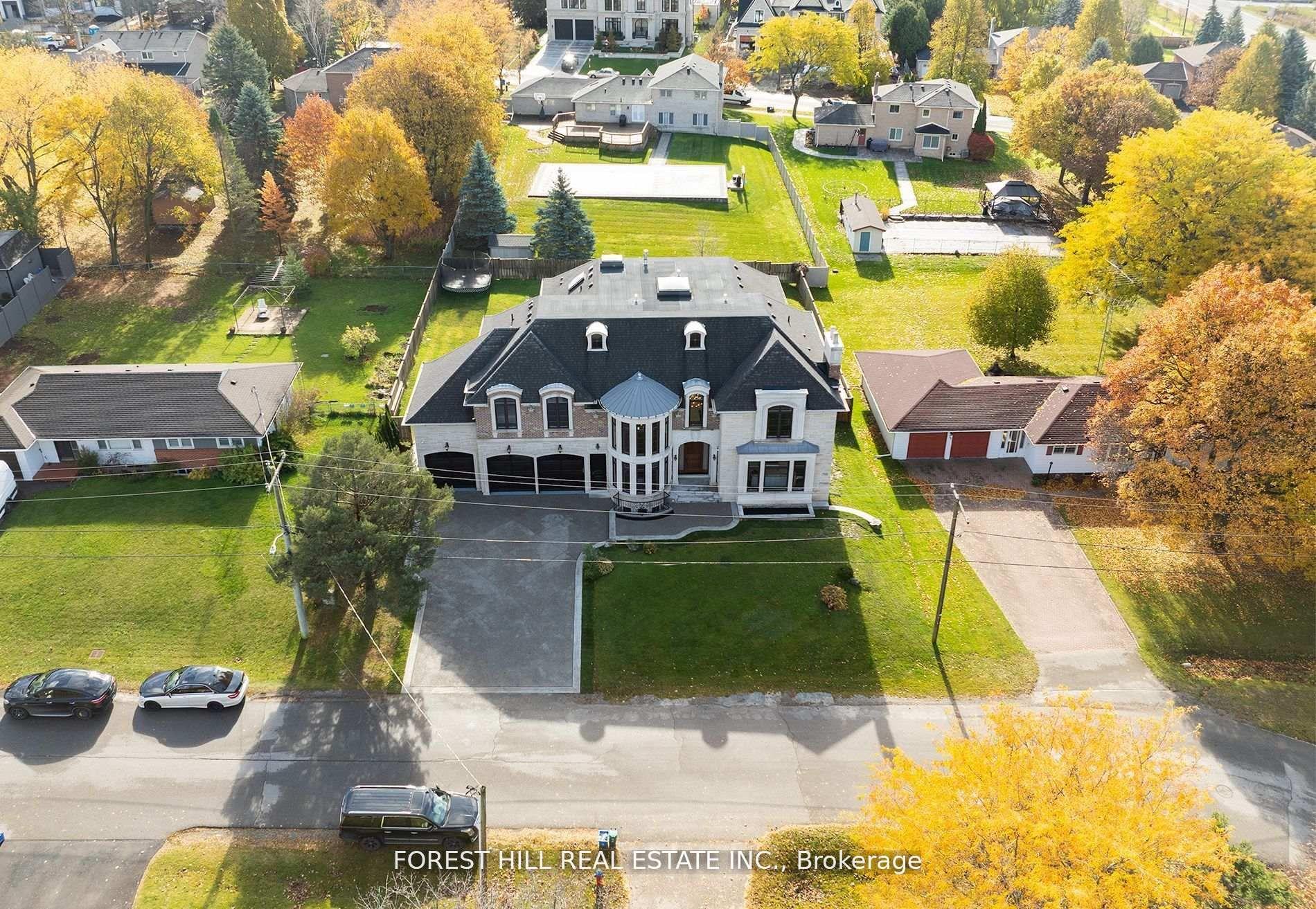 39 Patricia Drive E