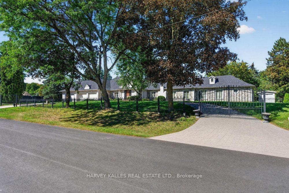 28 Putting Green Crescent