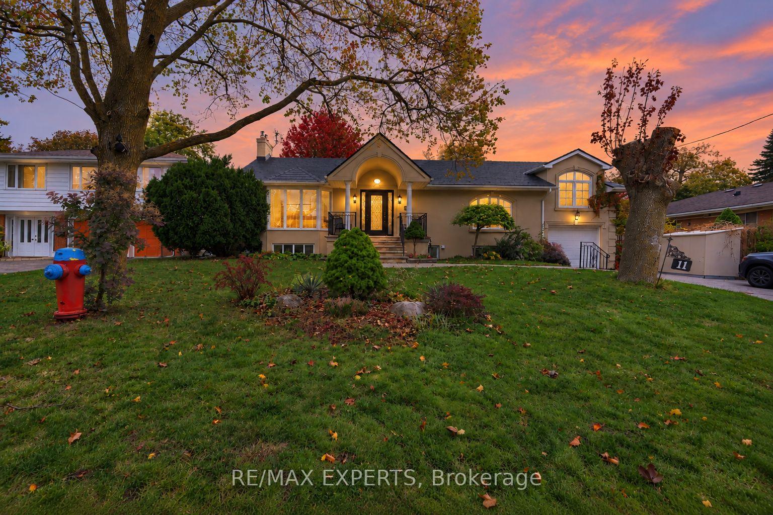 11 Knollside Drive