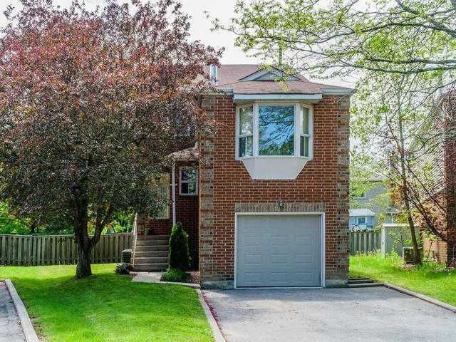 135 Glenmanor Way
