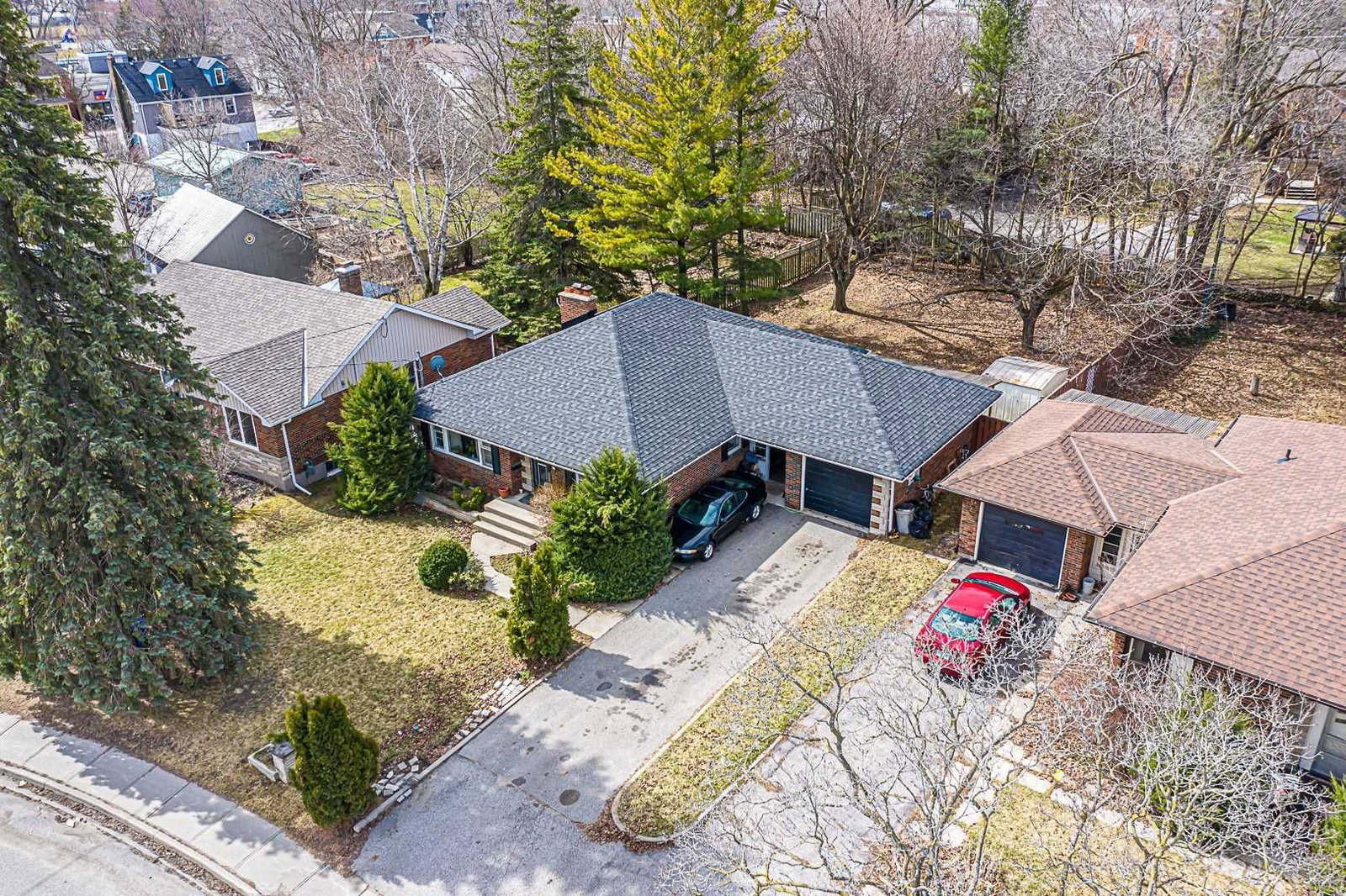 36 Park Dr