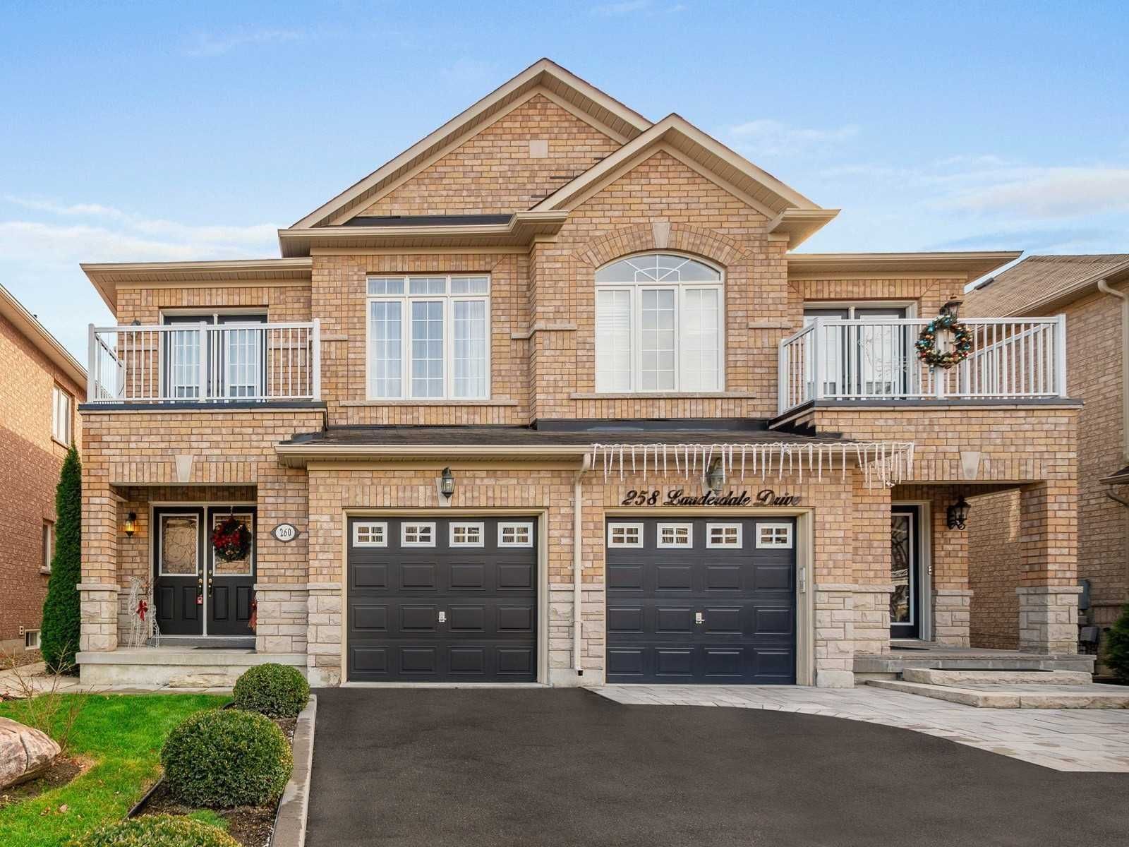 260 Lauderdale Dr