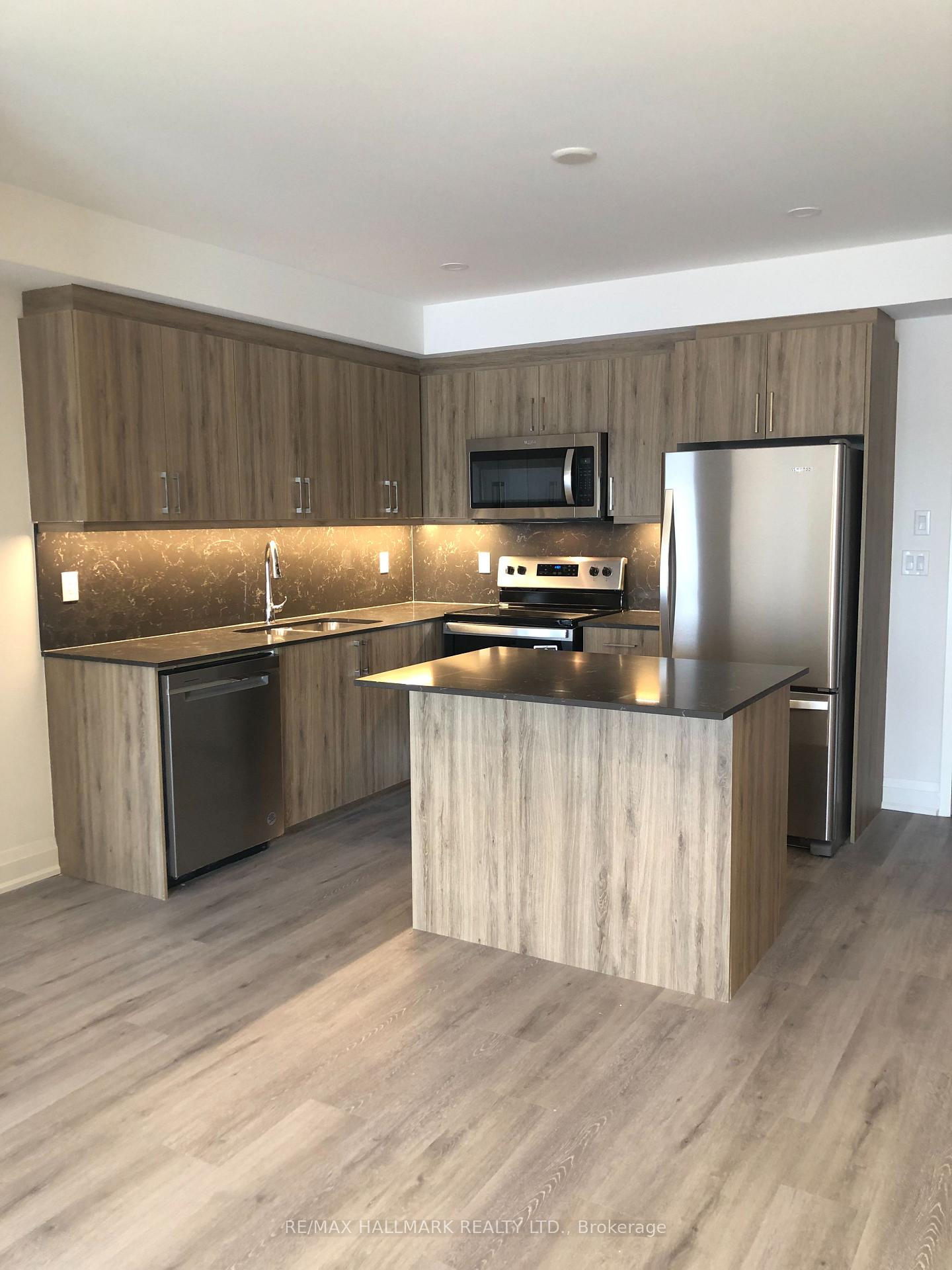 58 Lakeside Terrace