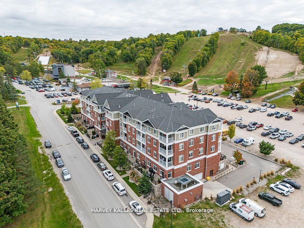 40 Horseshoe Boulevard
