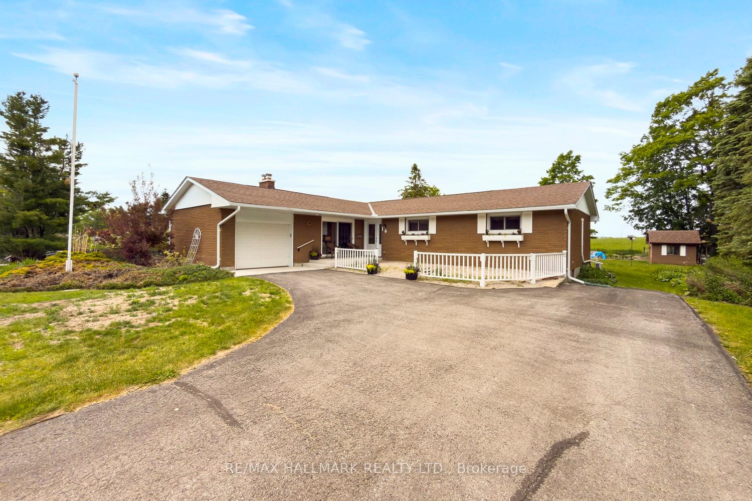 16 Price Drive