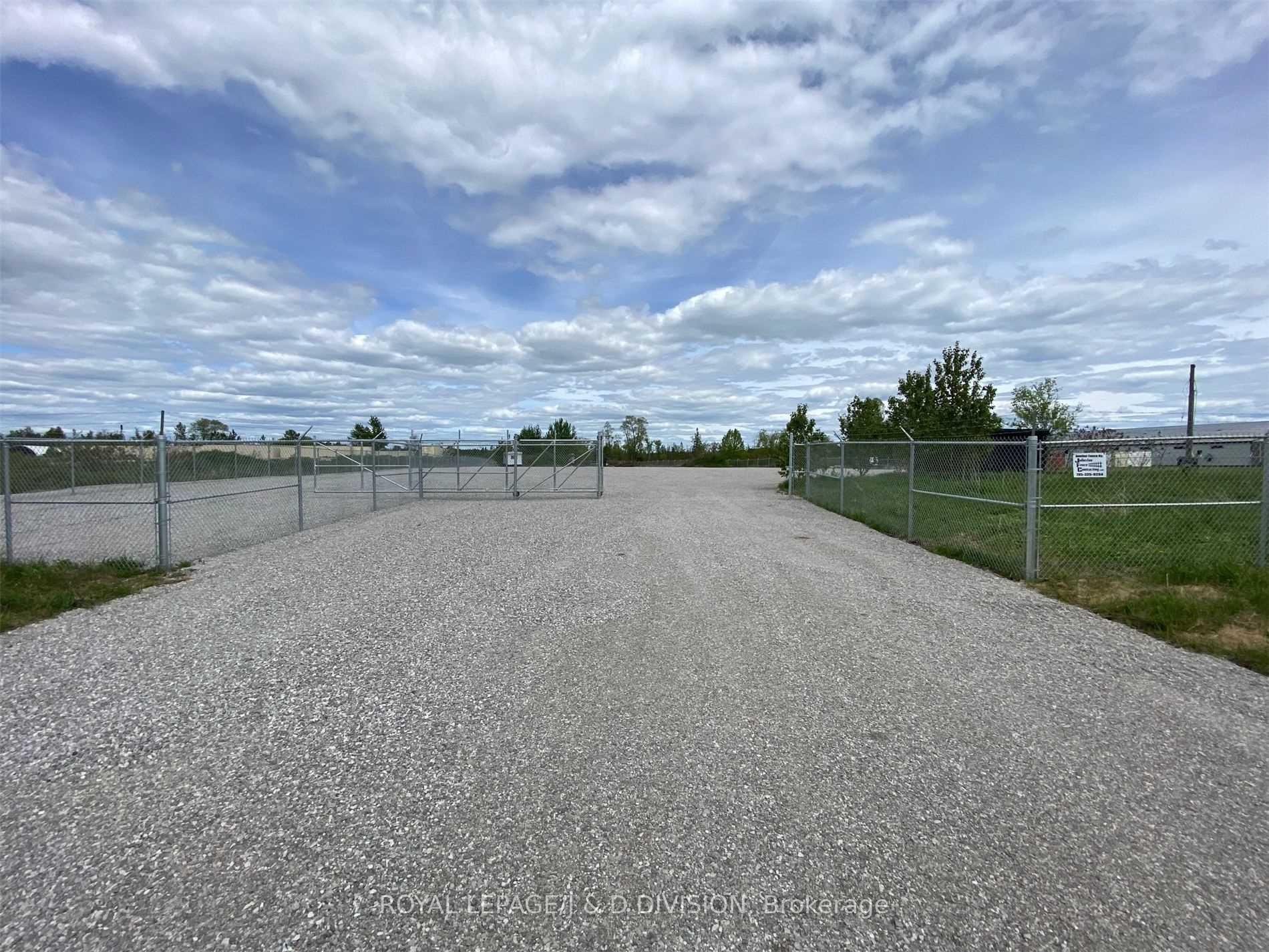 15 Forest Plain Road