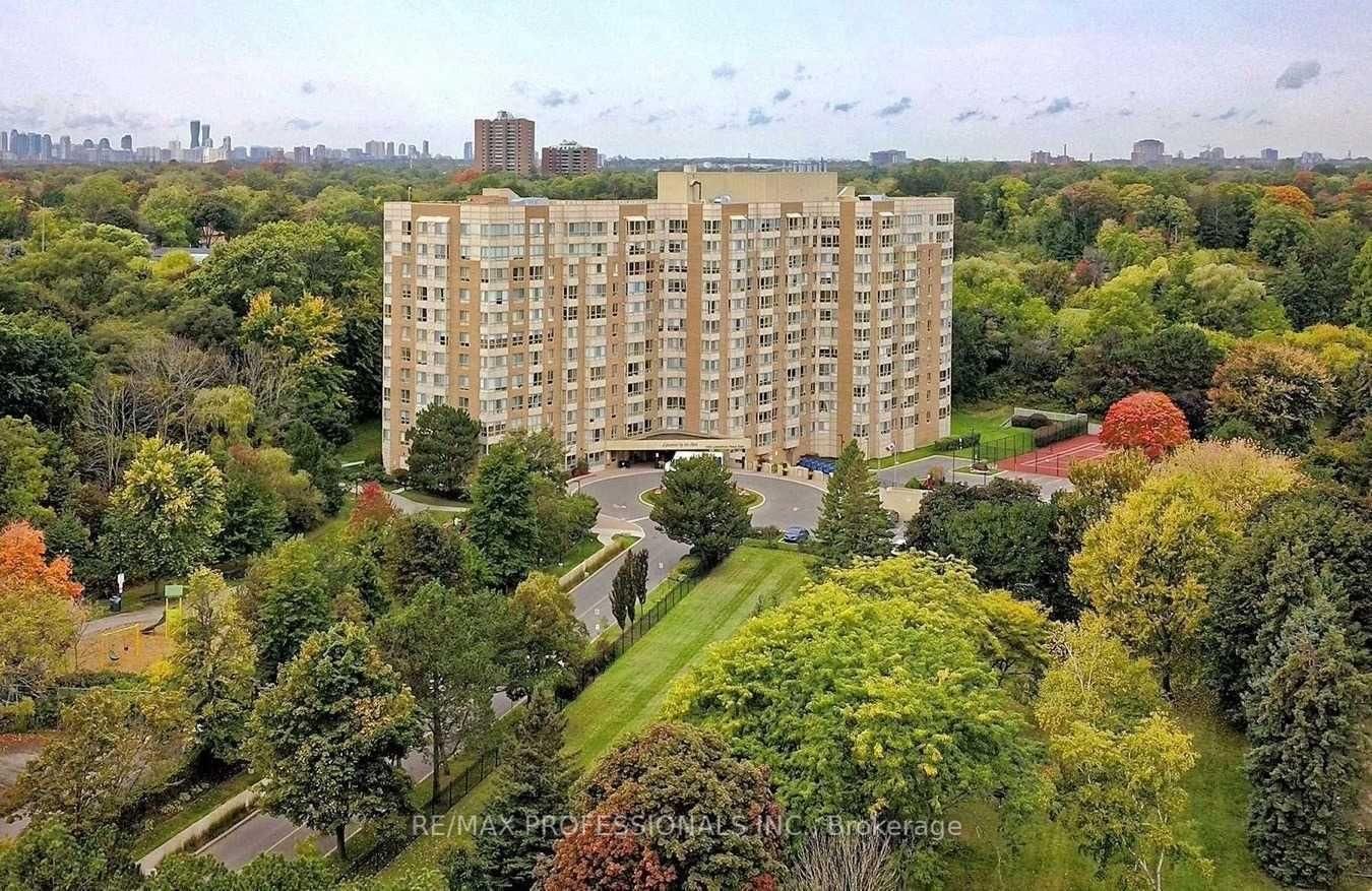 1485 Lakeshore Road