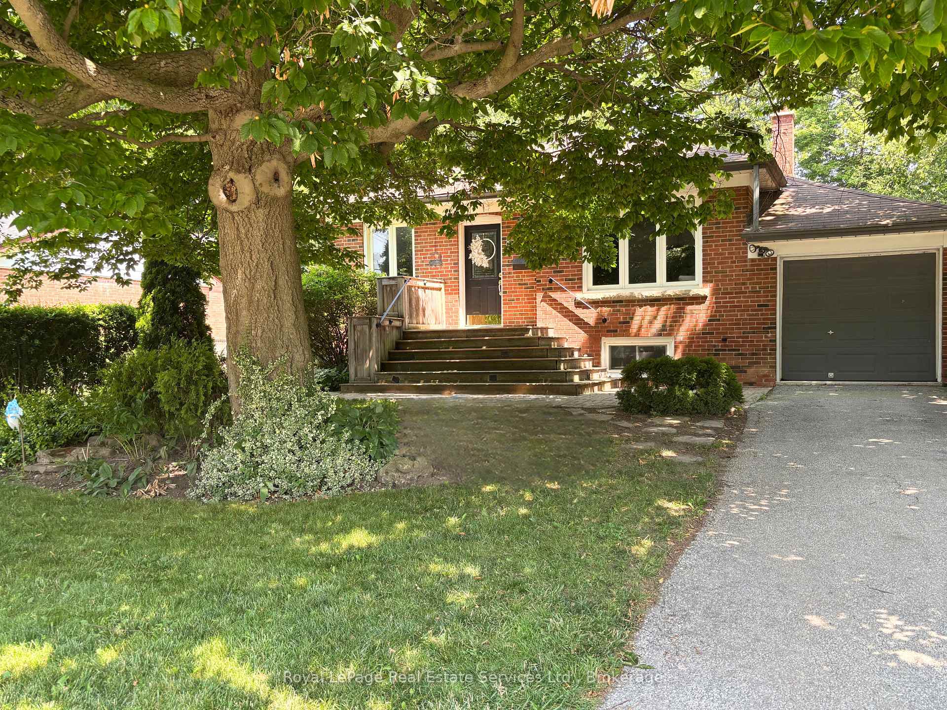 83 Kingswood Road