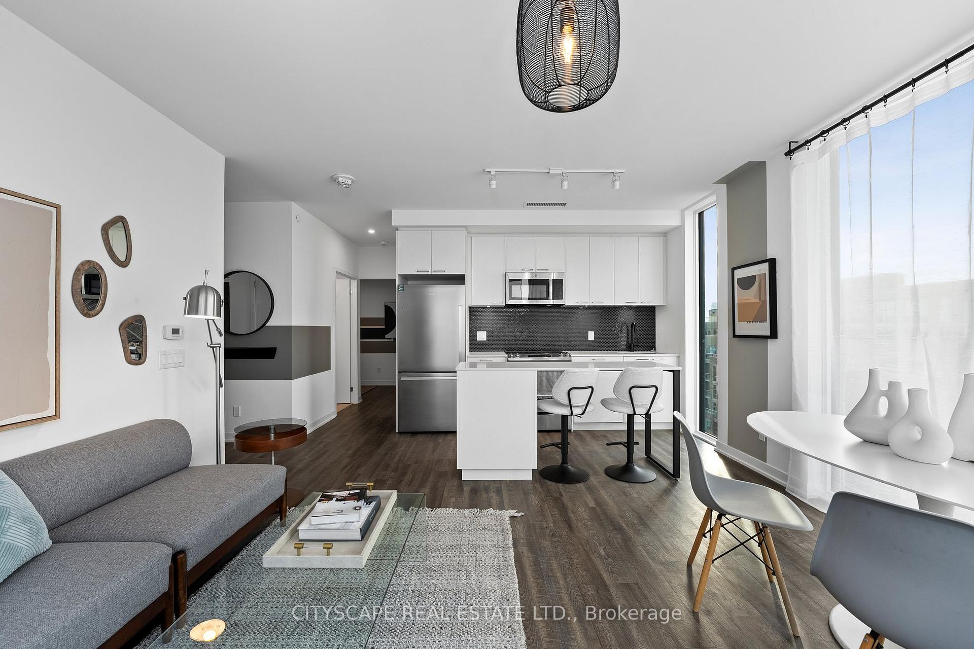 1808 St. Clair Avenue W