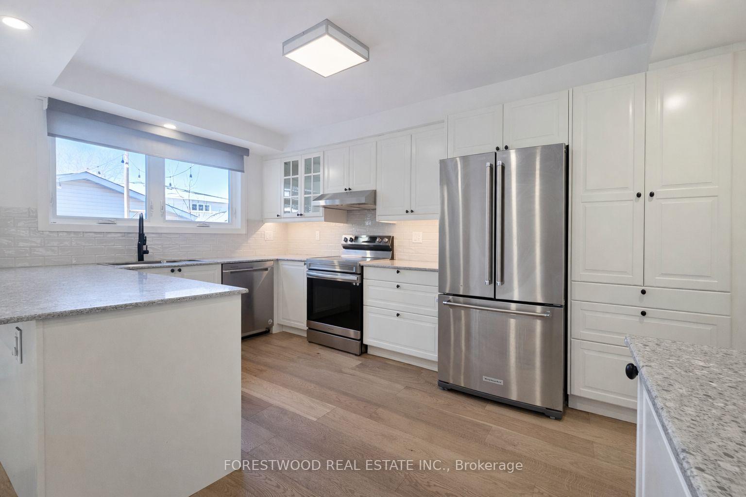 2485 Barcella Crescent