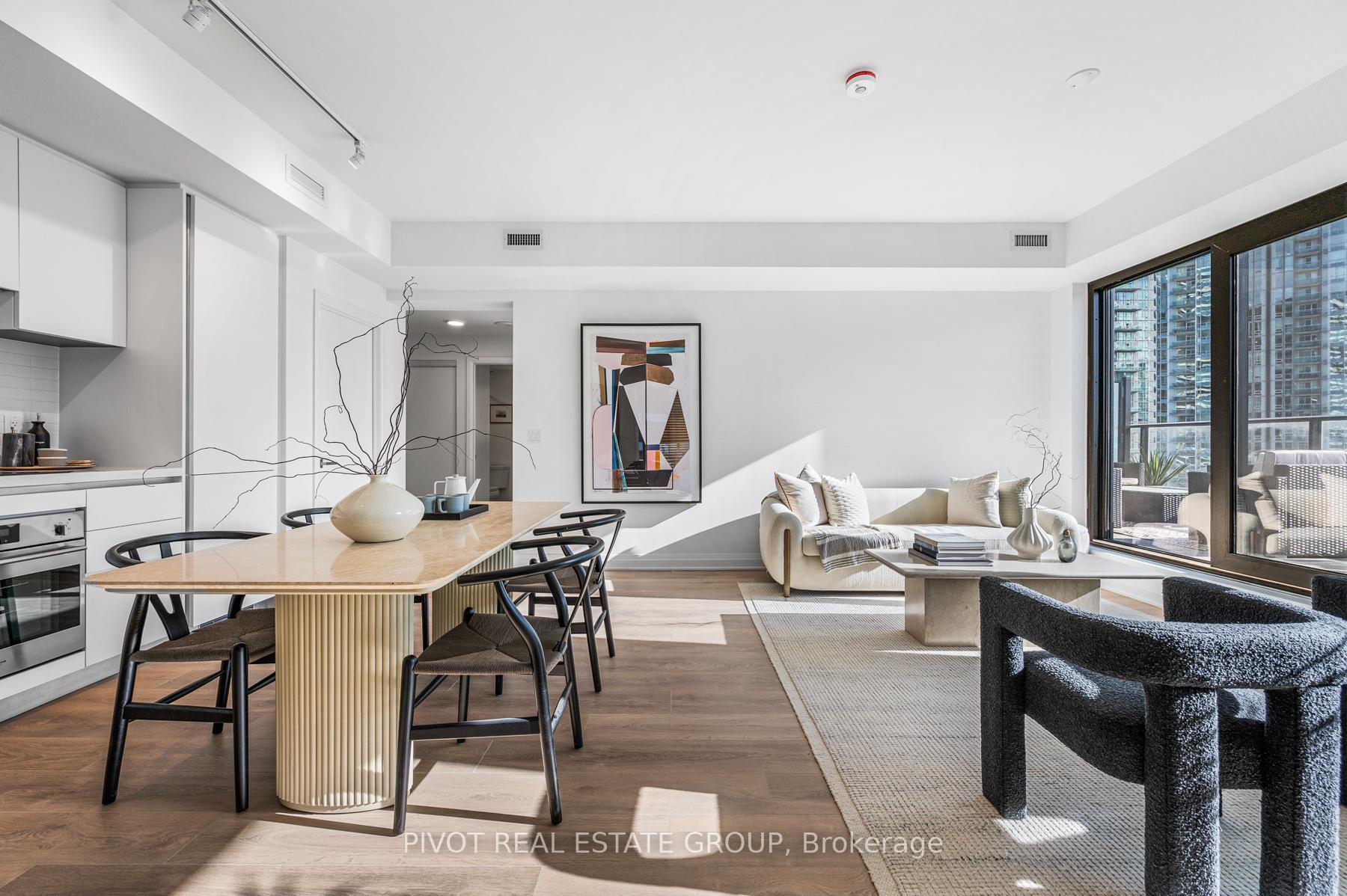 4015 The Exchange N/A