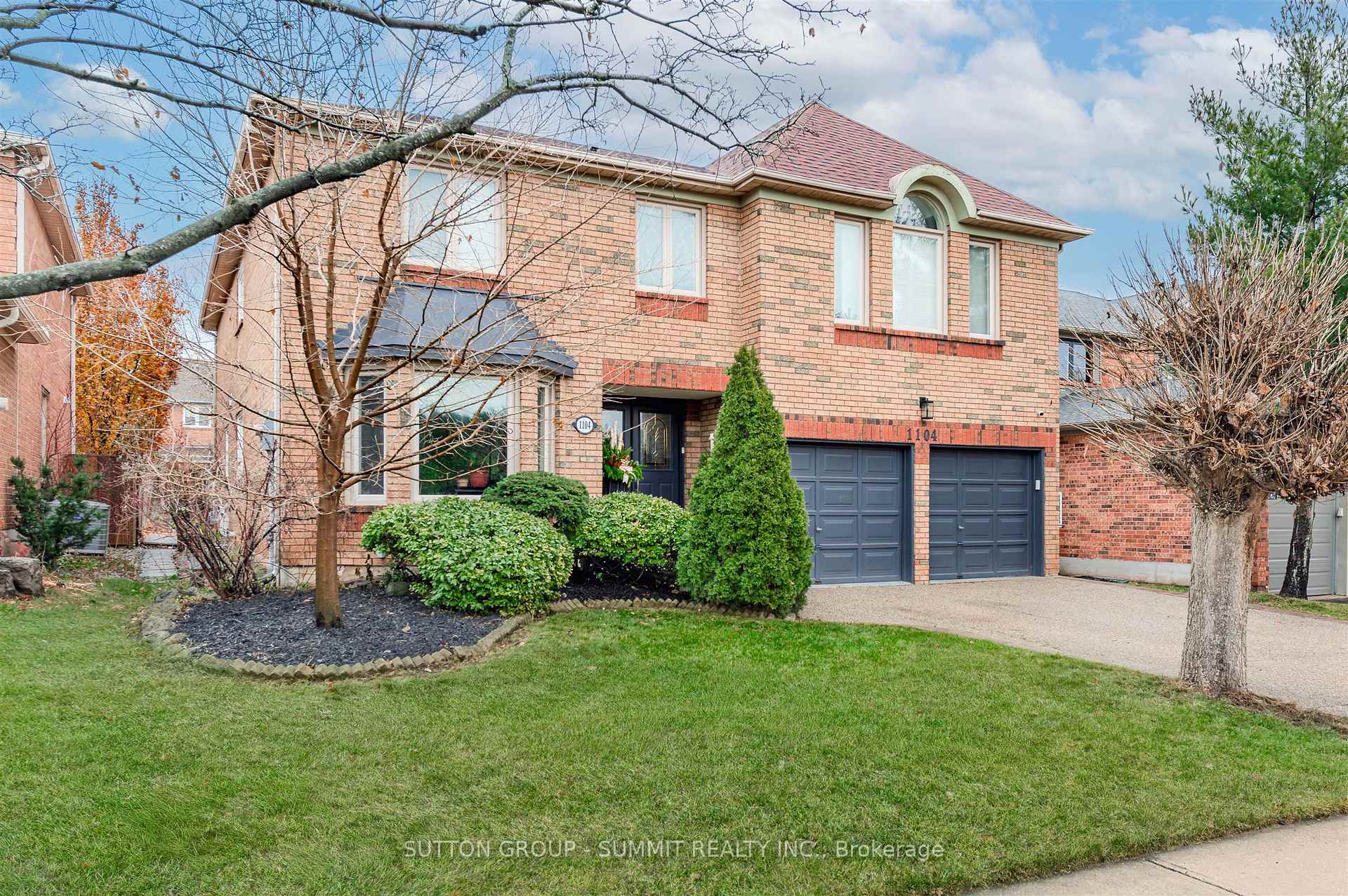 1104 Ambercroft Lane