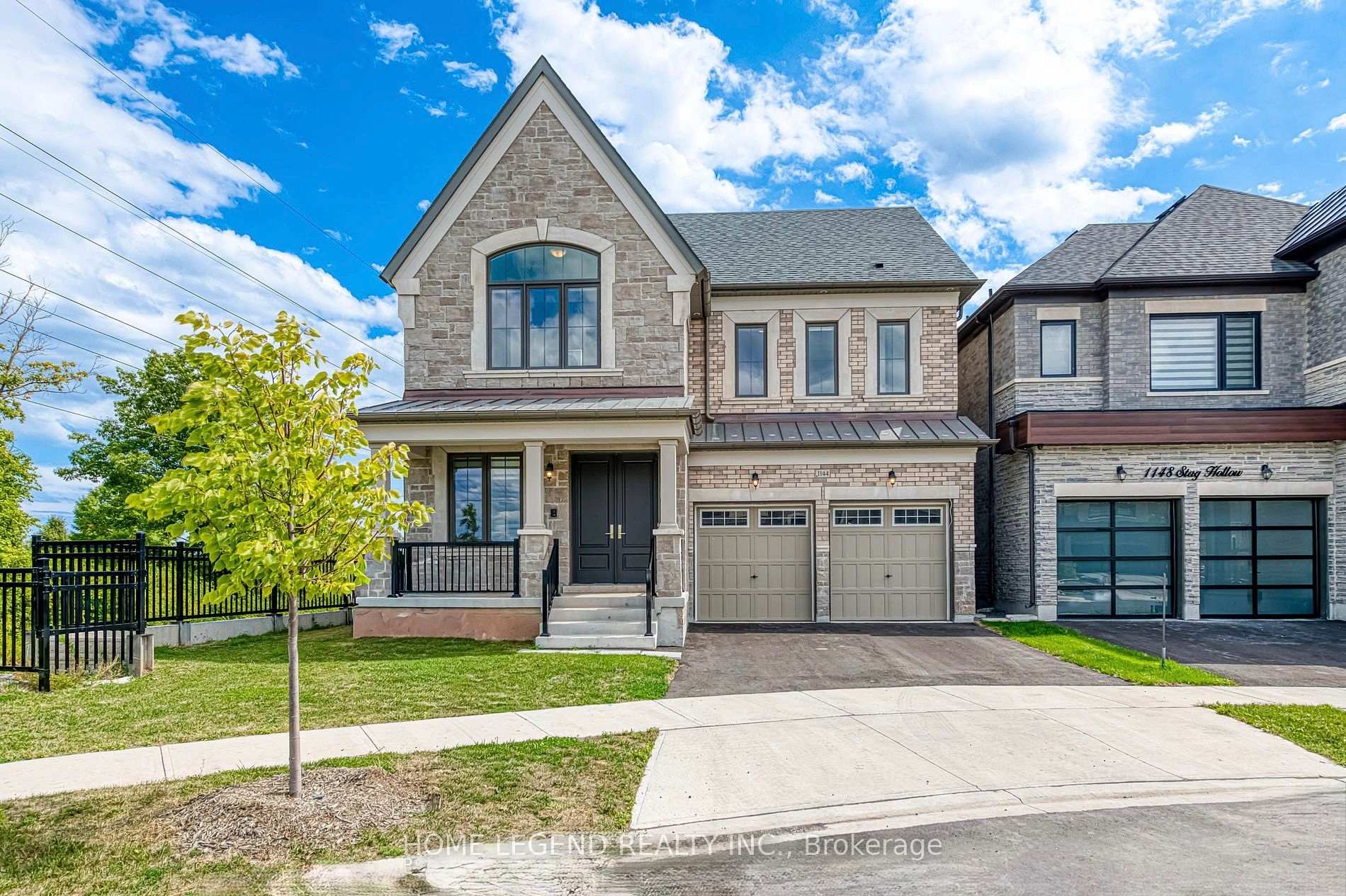1144 Stag Hollow