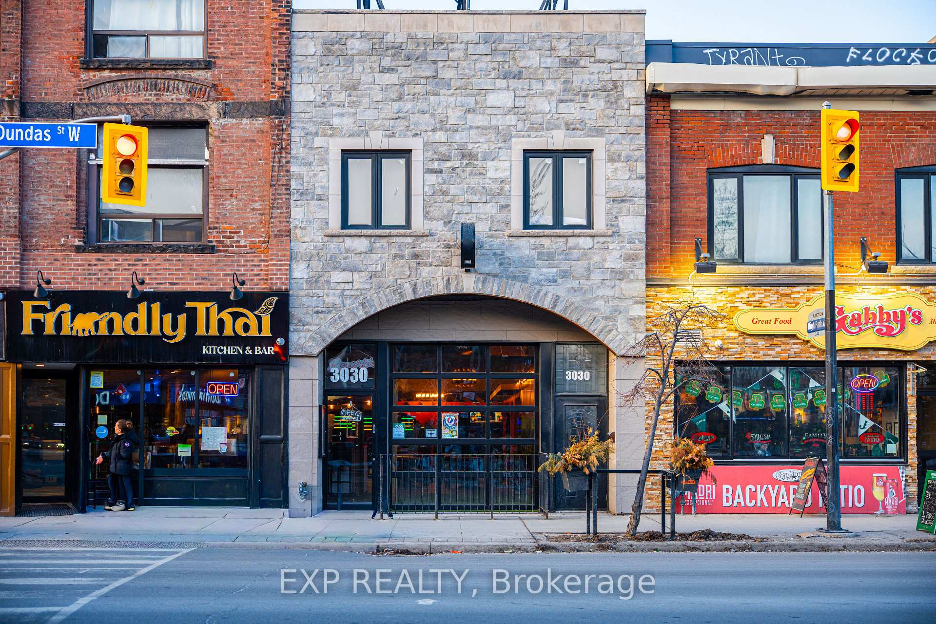 3030 W Dundas Street W