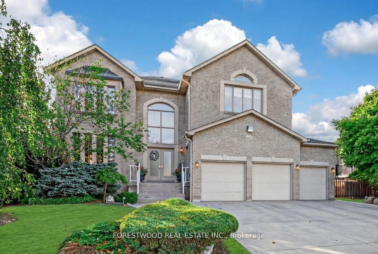 971 Lovingston Crescent
