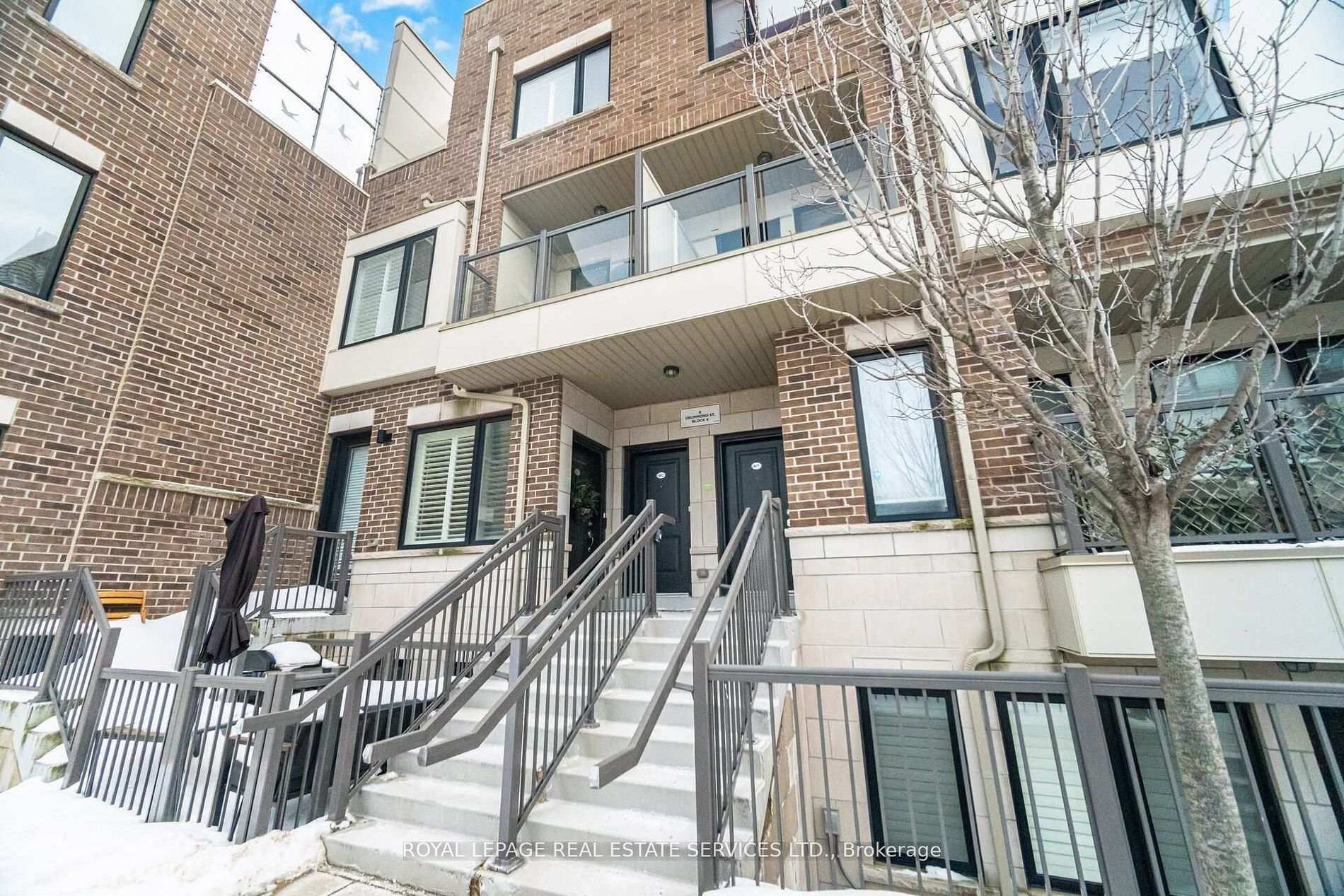 8 Drummond Street