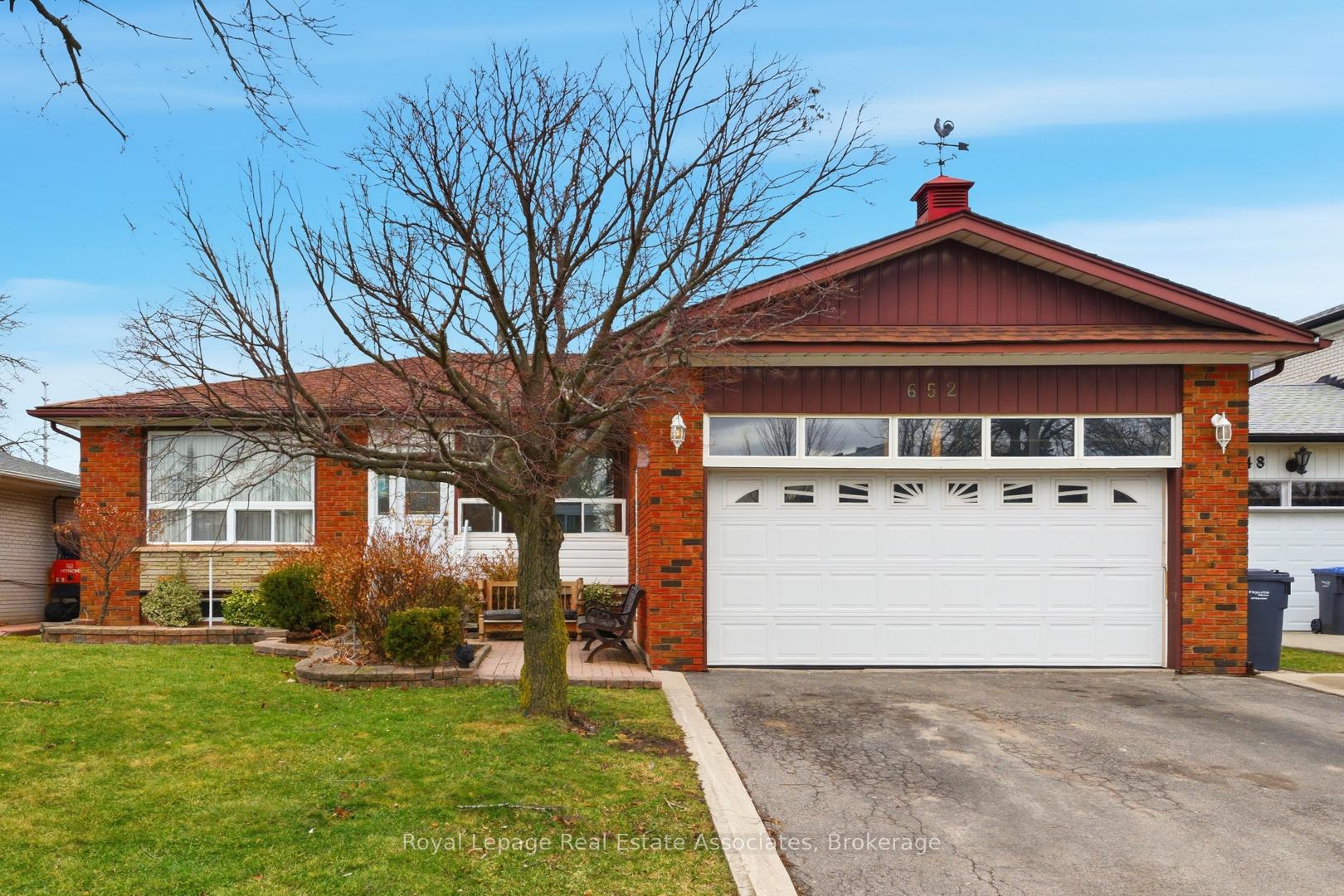 652 Eversley Drive