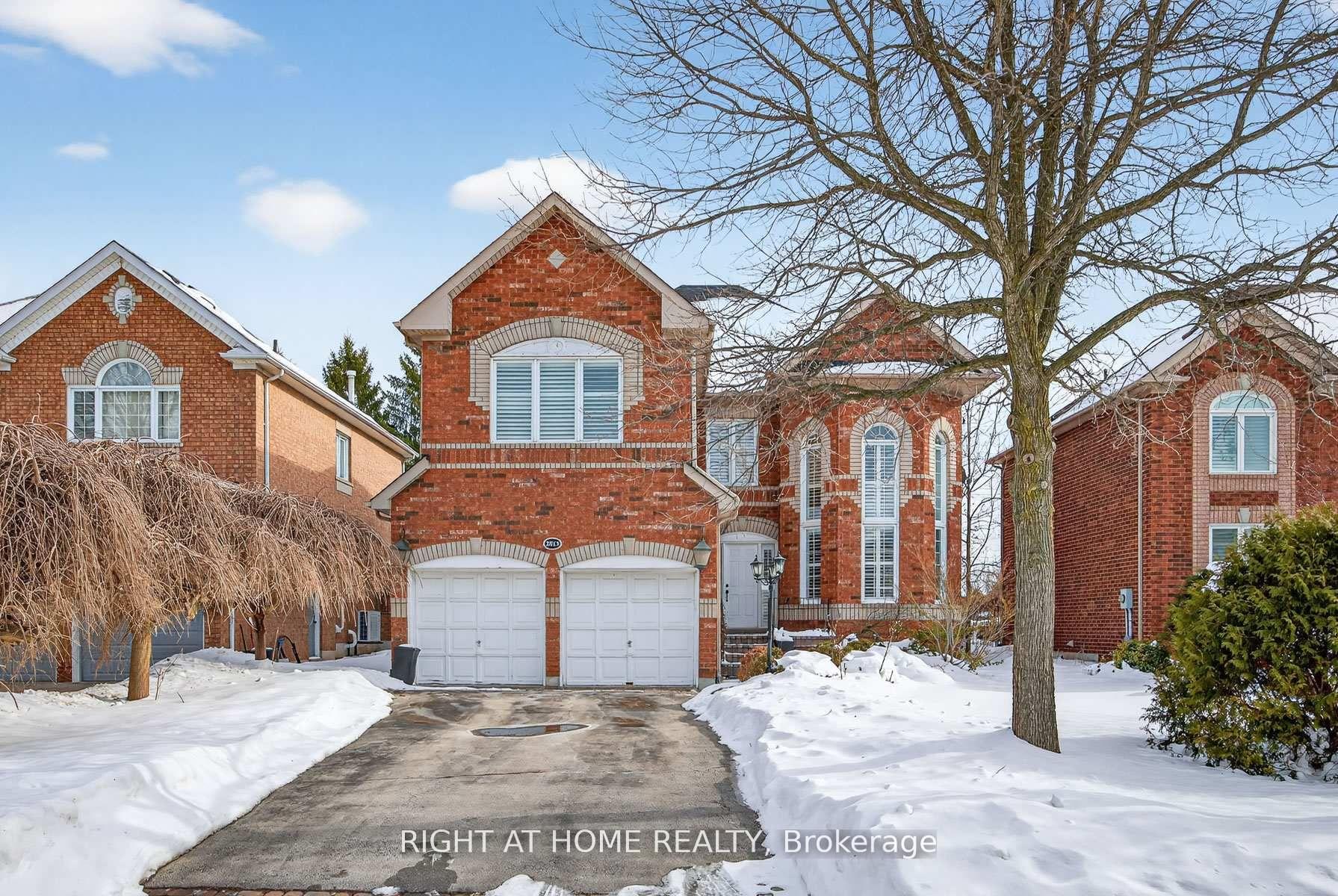 2013 ROSEMOUNT Crescent