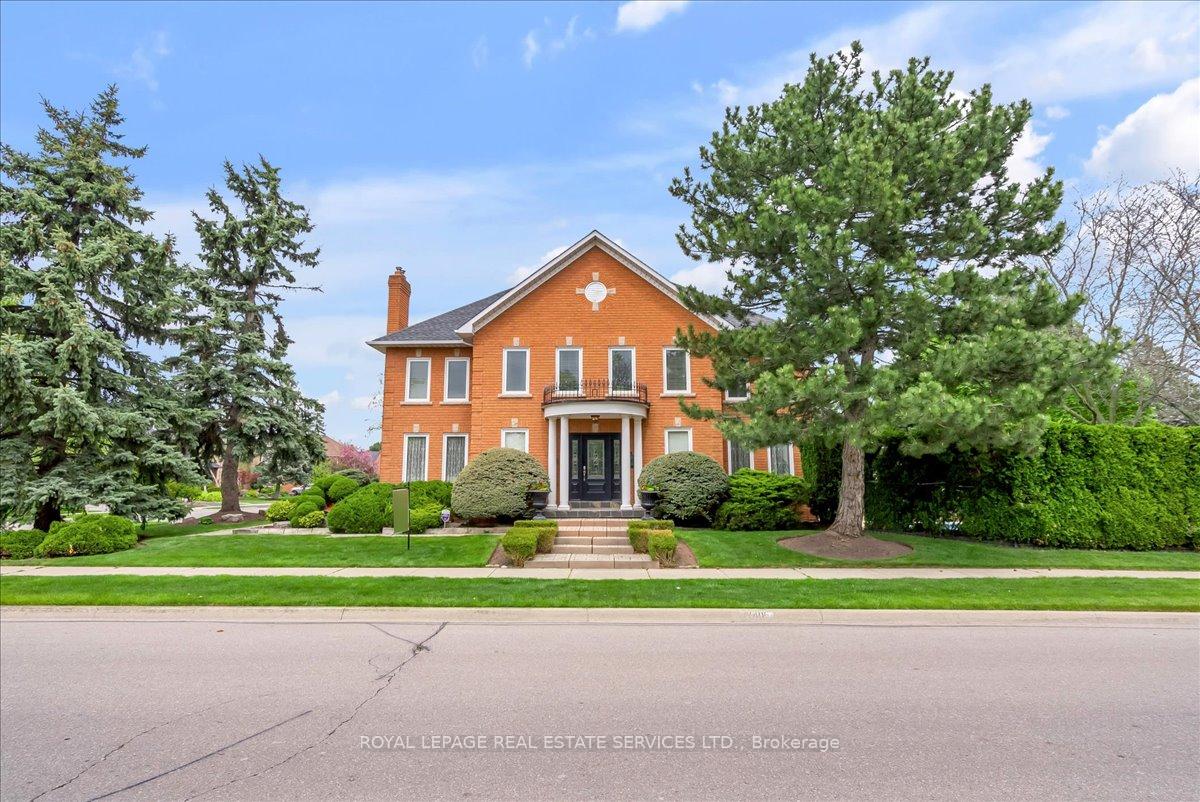 1401 The Links Drive