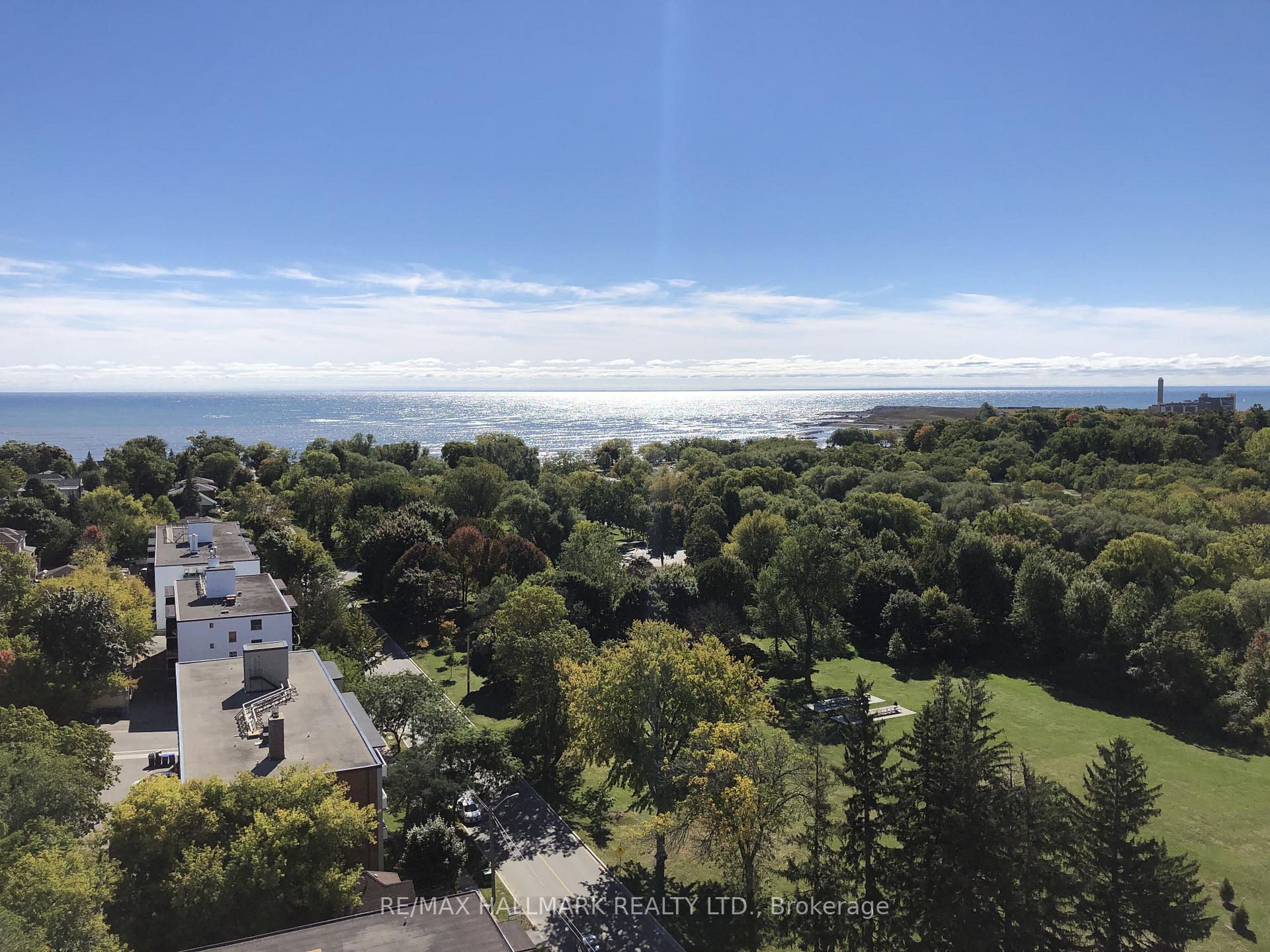 3865 Lake Shore Boulevard W