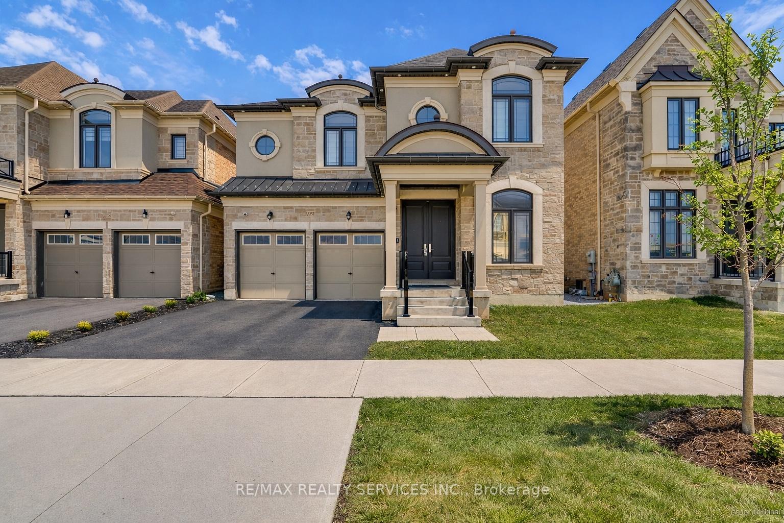 1252 Queens Plate Road