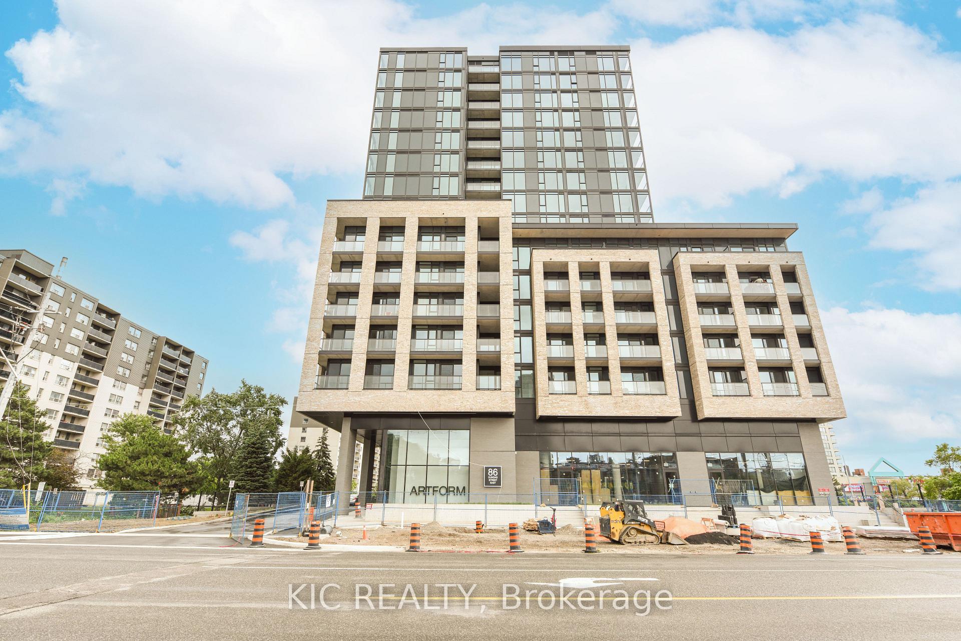 86 Dundas St. Street E
