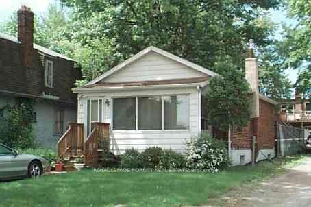 86 Ash Crescent