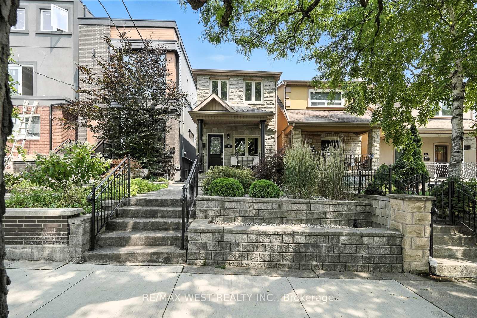 165 Caledonia Road