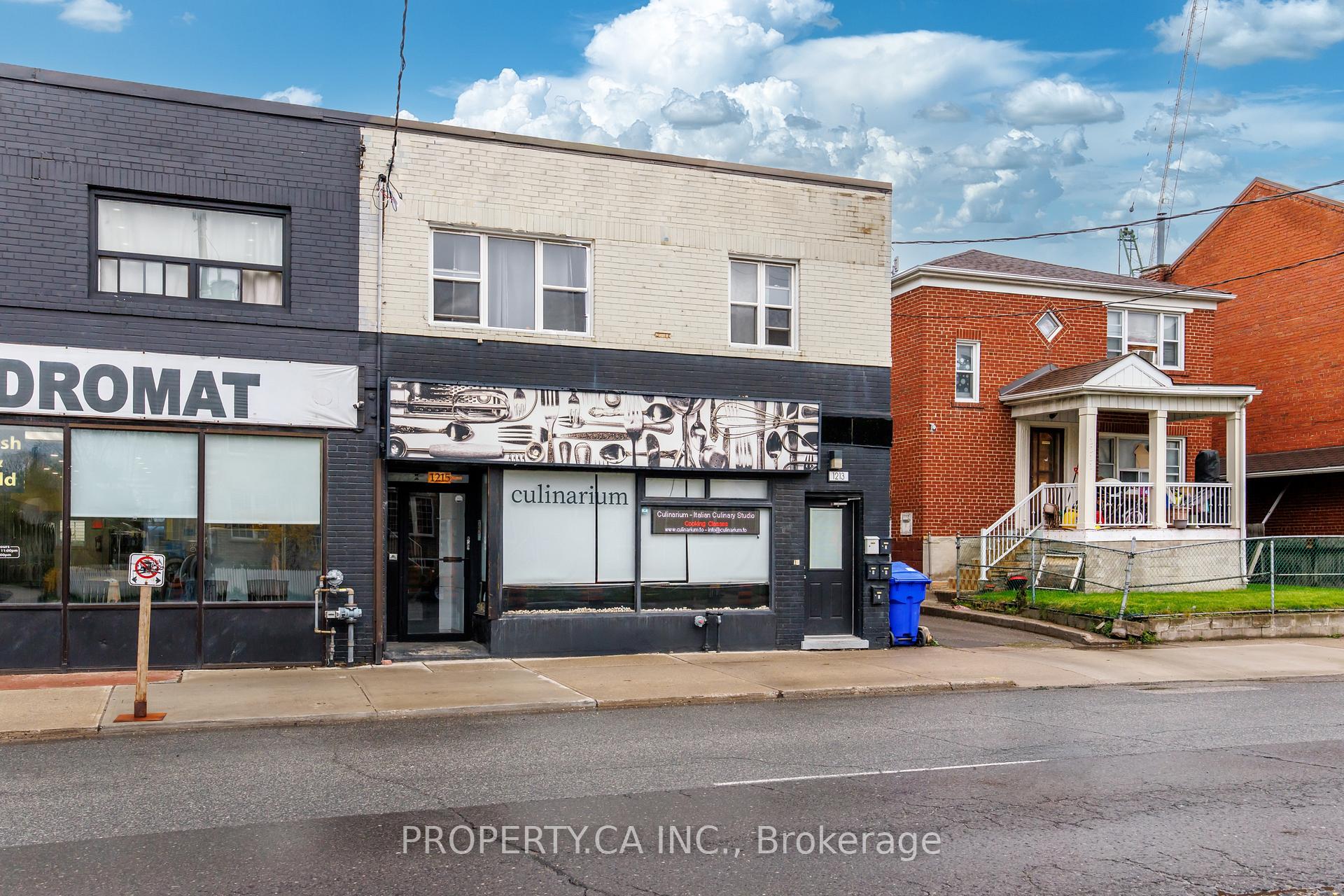 1213 Weston Road