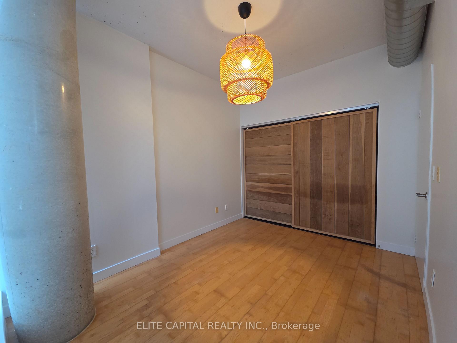 1375 Dupont Street