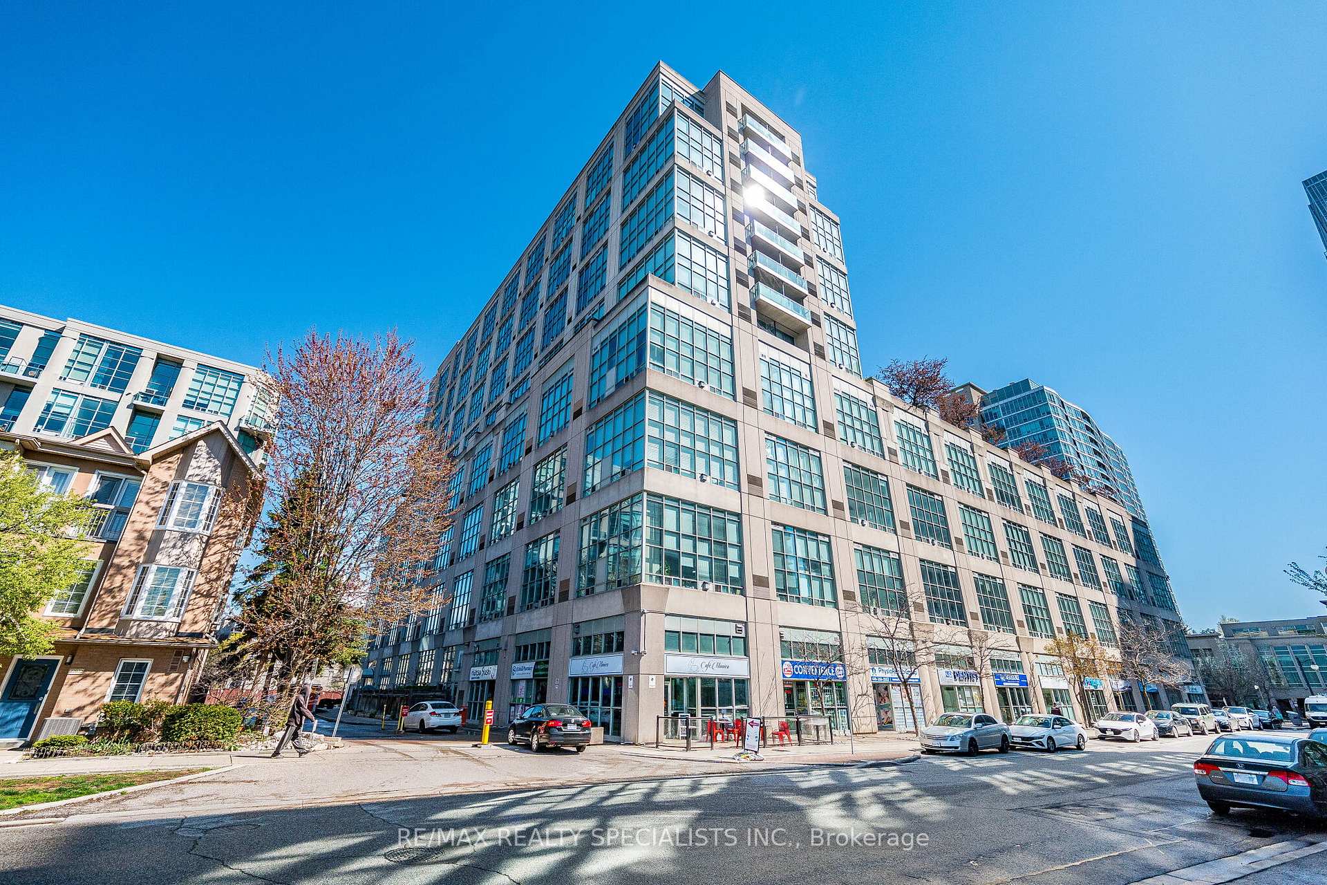 250 Manitoba Street