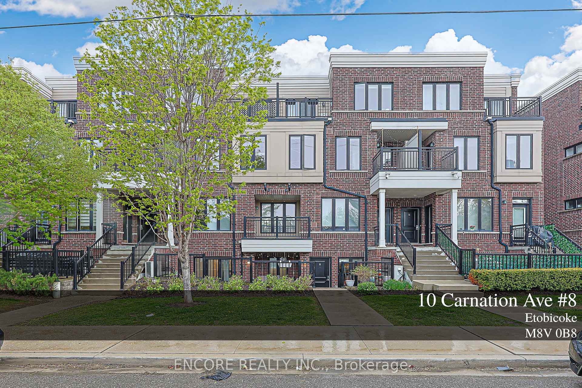 10 Carnation Avenue