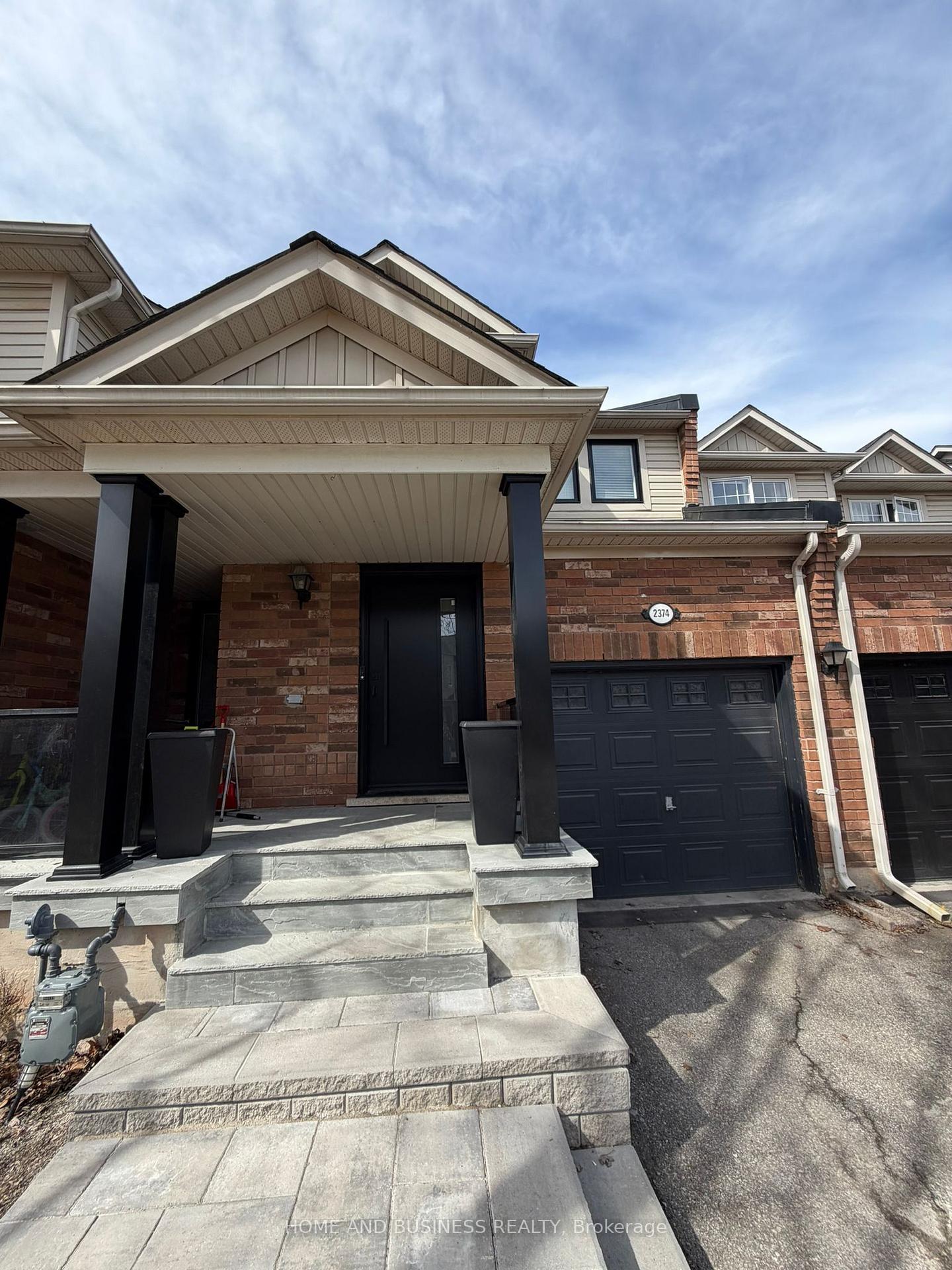 2374 Baintree Crescent