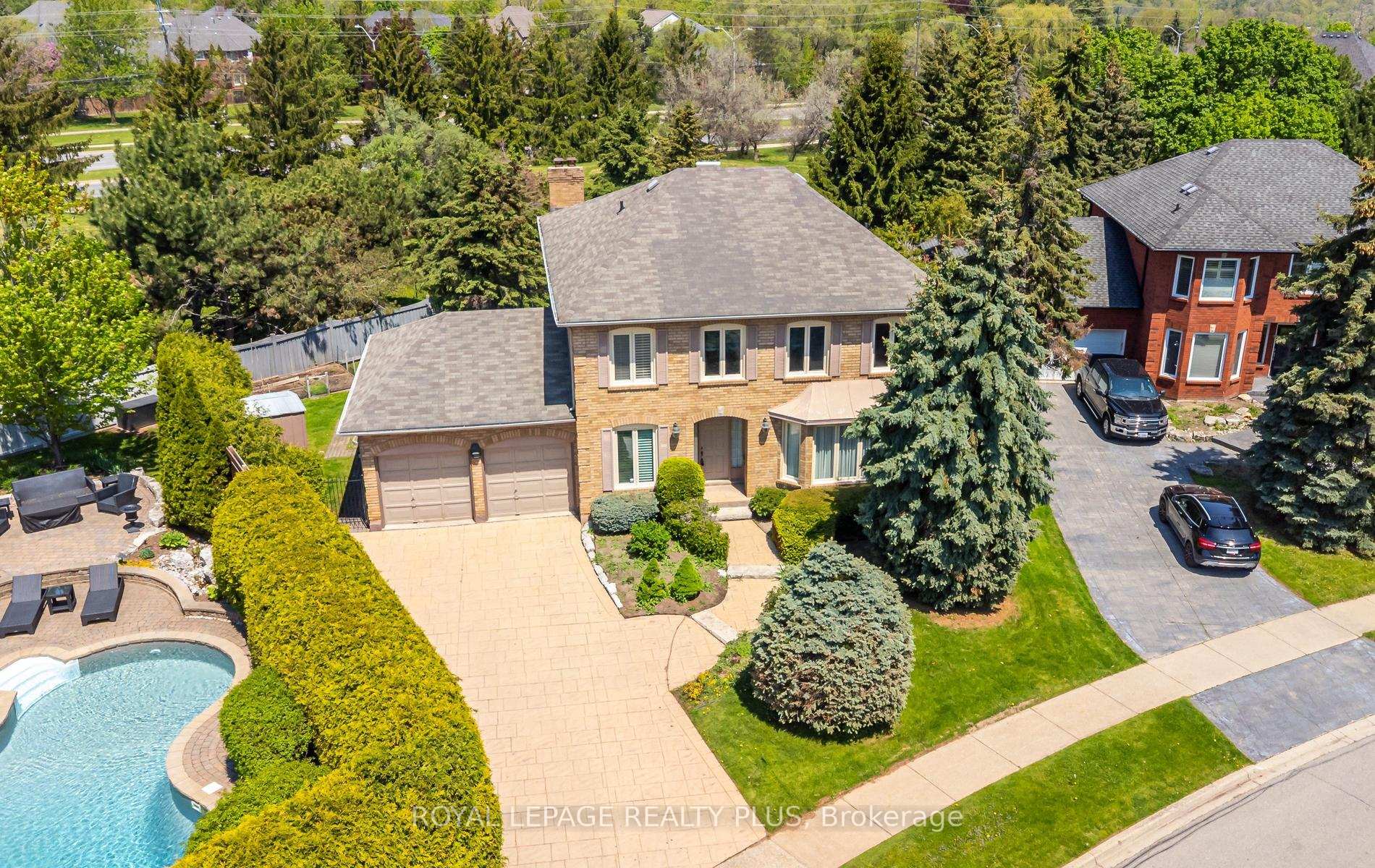 1491 The Links Drive