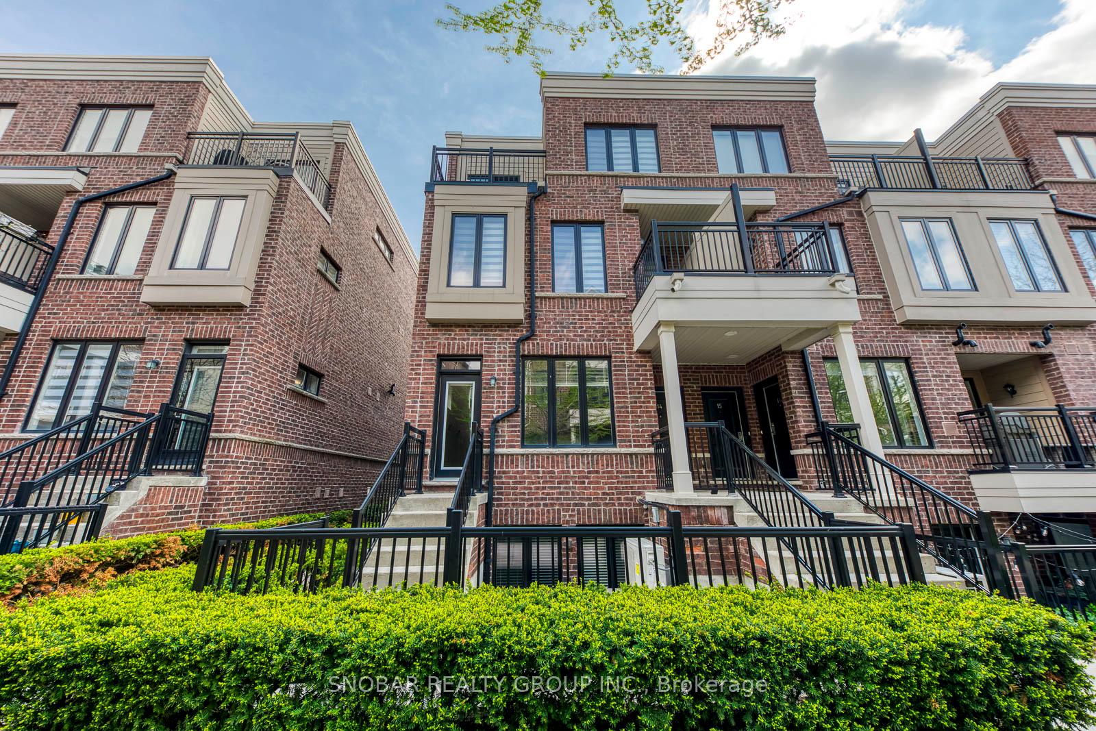 10 Carnation Avenue