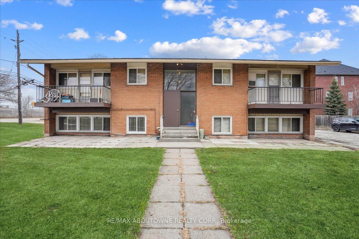 2354 Queensway Drive
