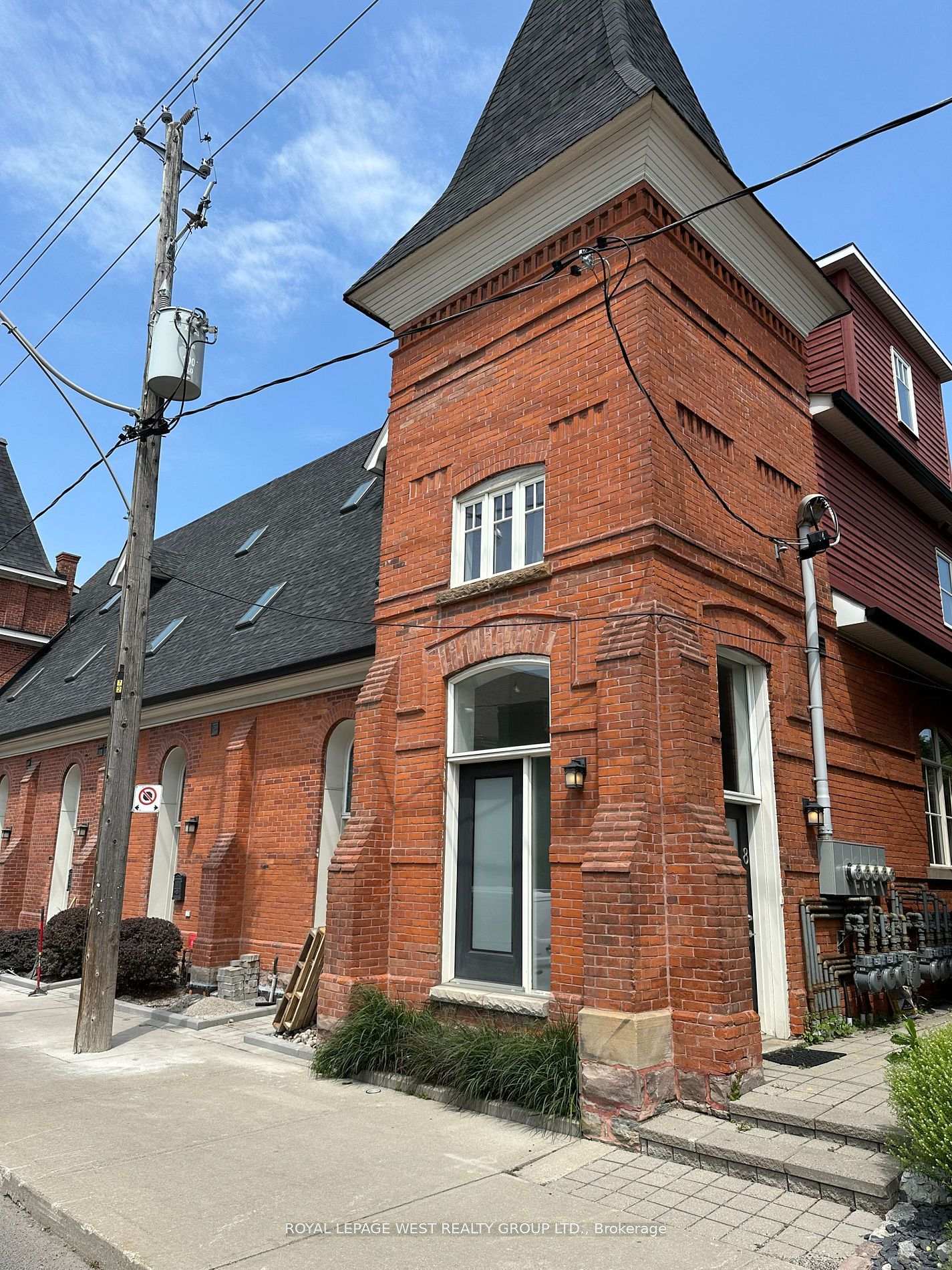 200 Annette Street