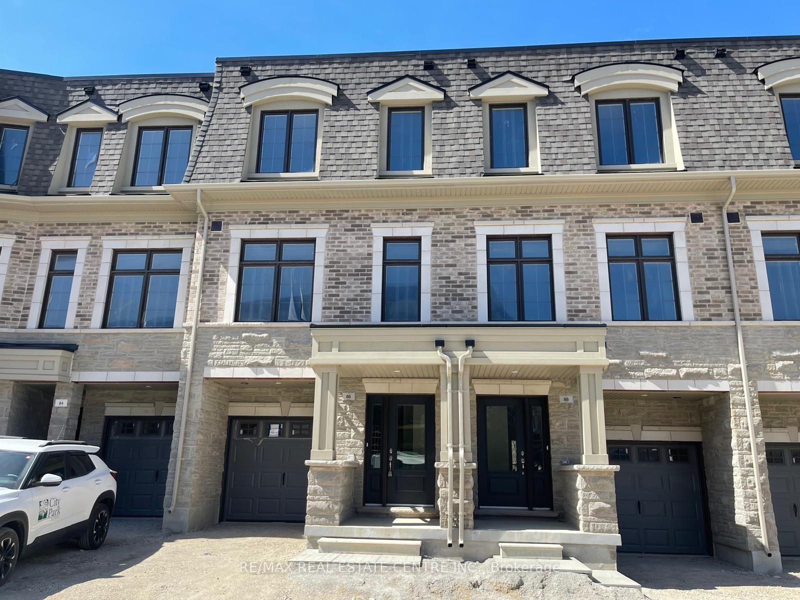 86 Salina Street