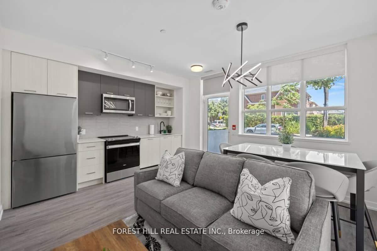 2300 St Clair Avenue W
