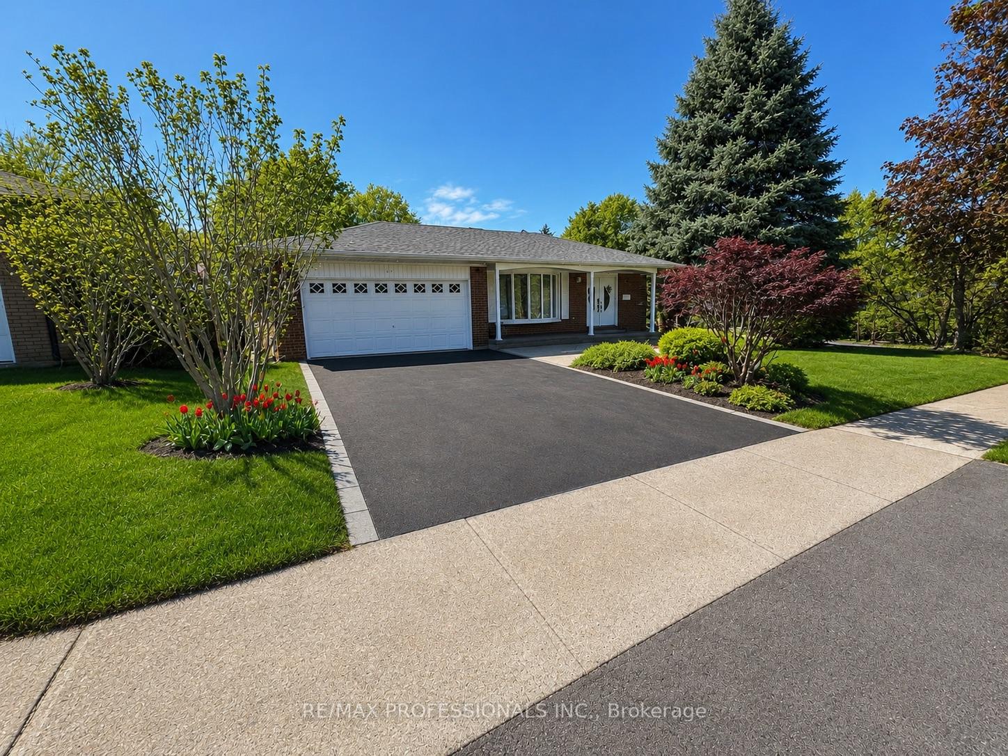 37 Sunplains Crescent