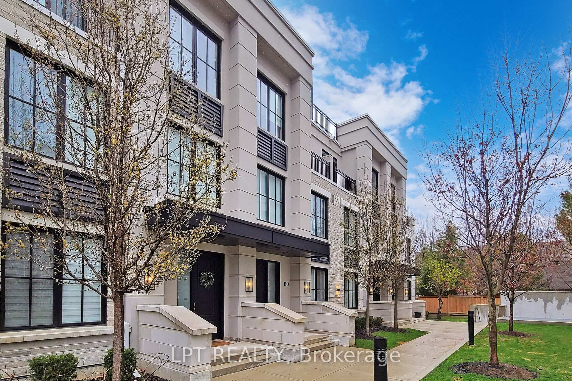 1180 Cawthra Road