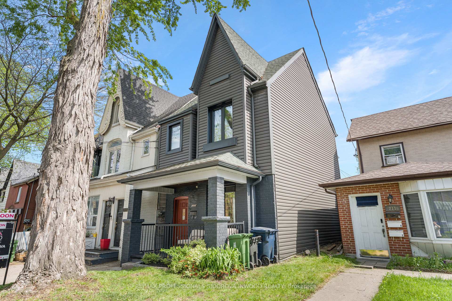 209 Maria Street