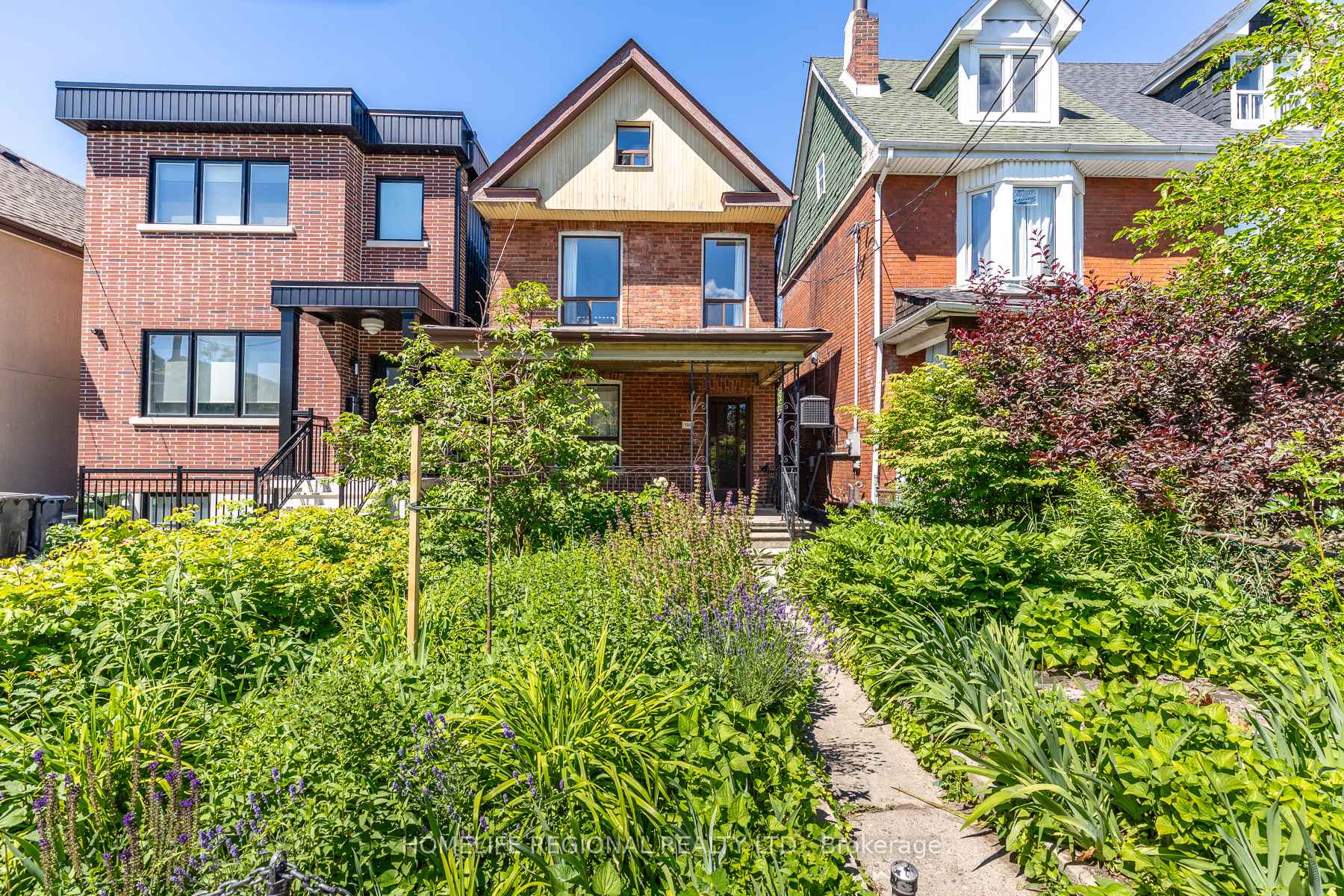 122 Emerson Avenue