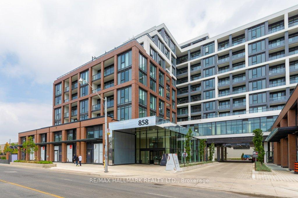 858 Dupont Street
