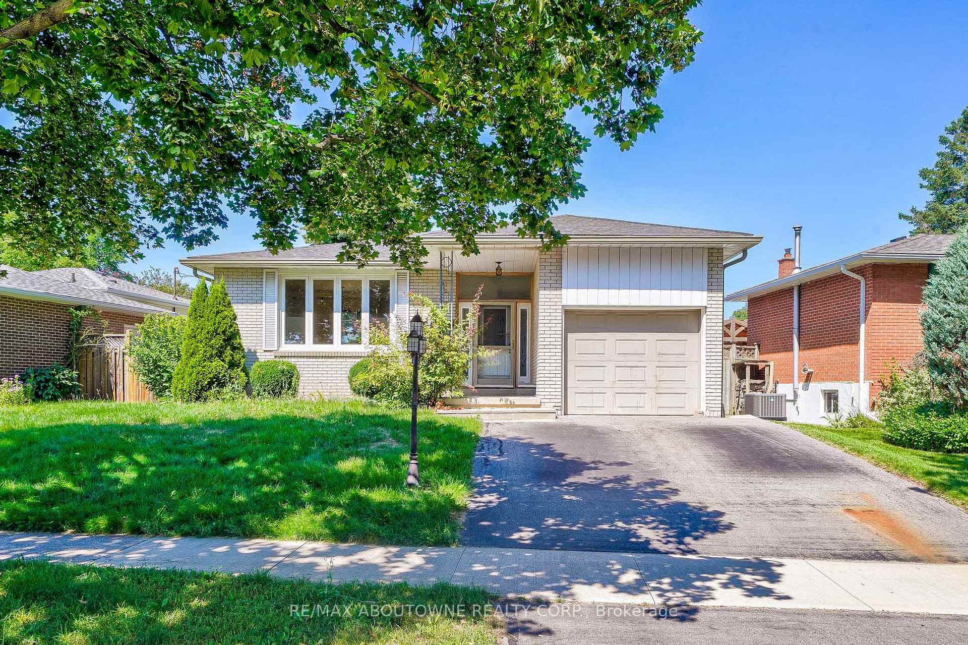 4395 Longmoor Drive