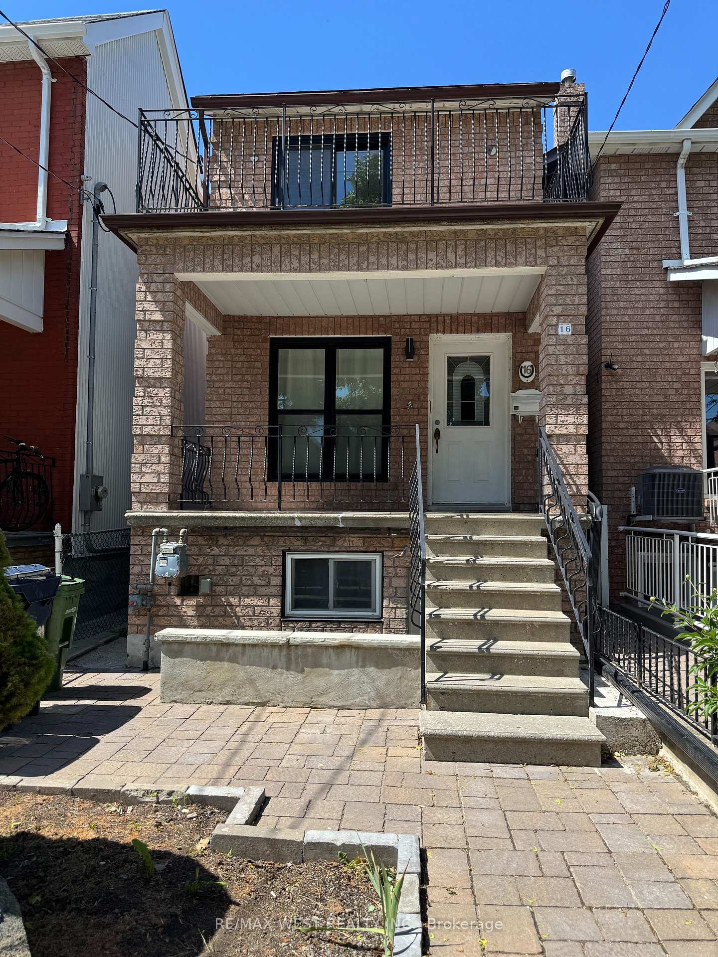 16 Armstrong Avenue