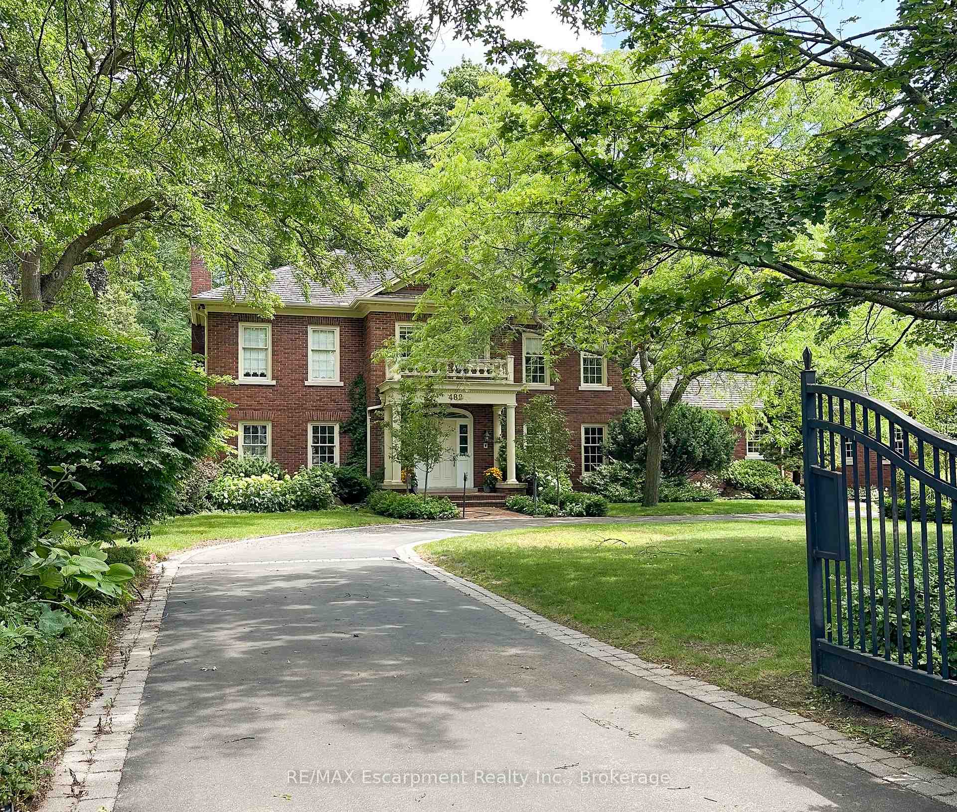 488 Macdonald Road
