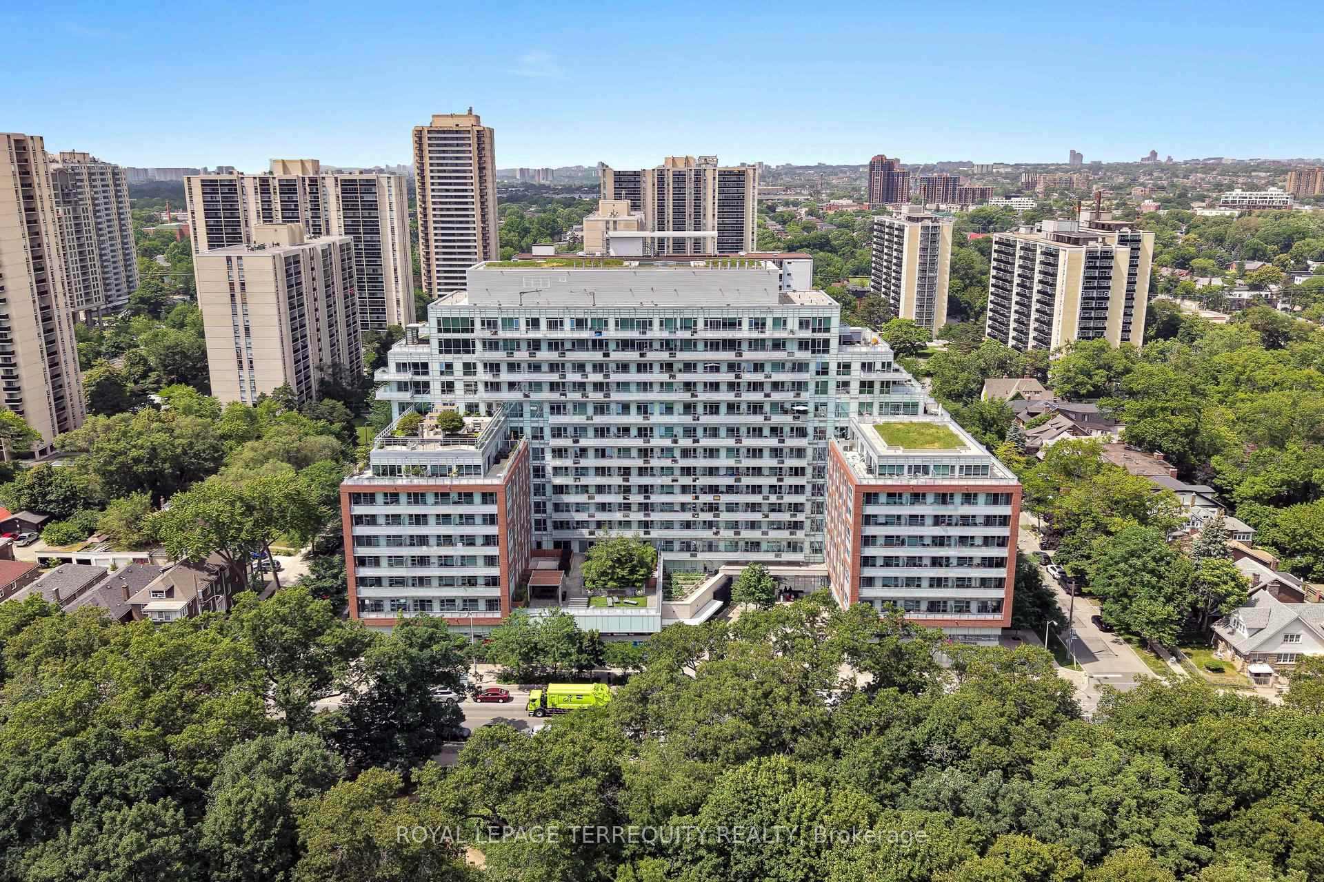 1830 Bloor Street W